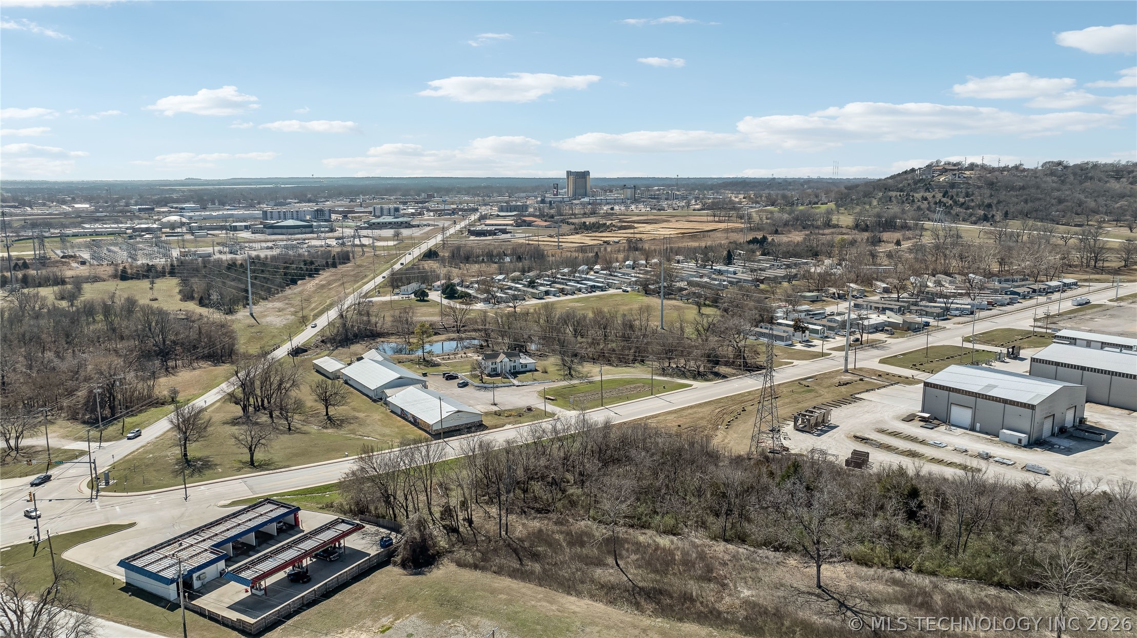 1831 N Highway 66 Route Property Photo 30