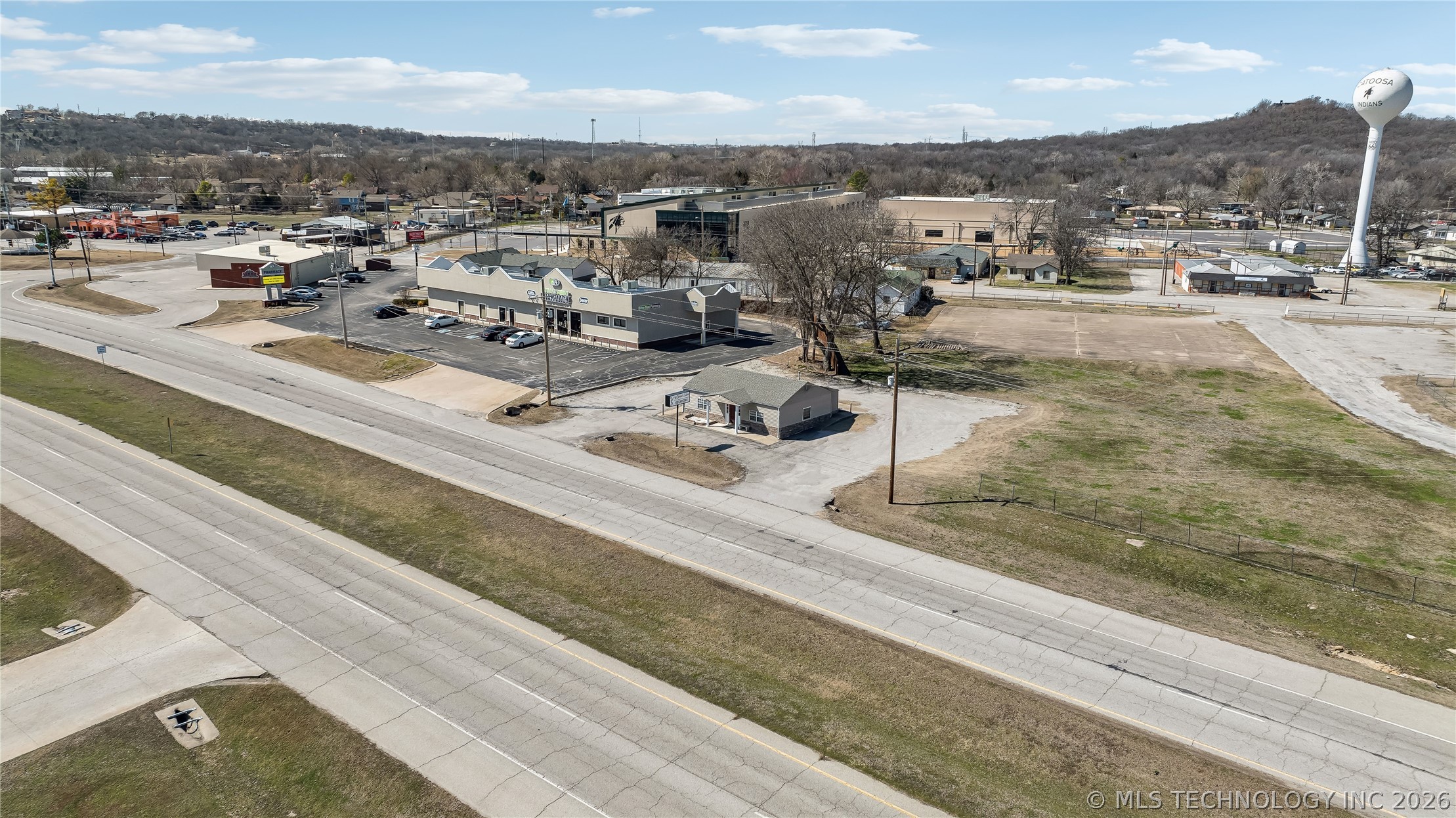 1830 N Highway 66 Route Property Photo 24