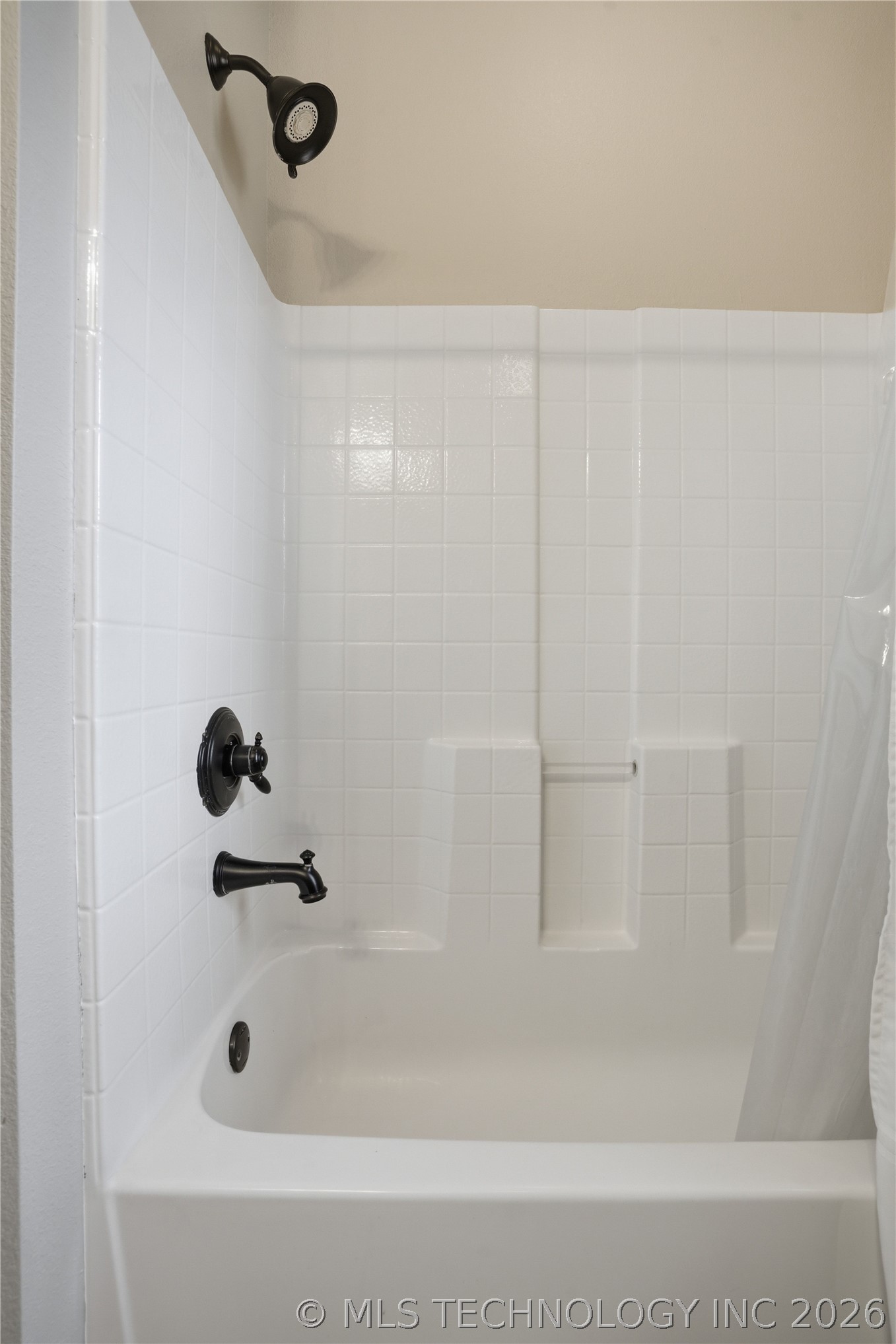 18005 S 71st East Avenue Property Photo 32