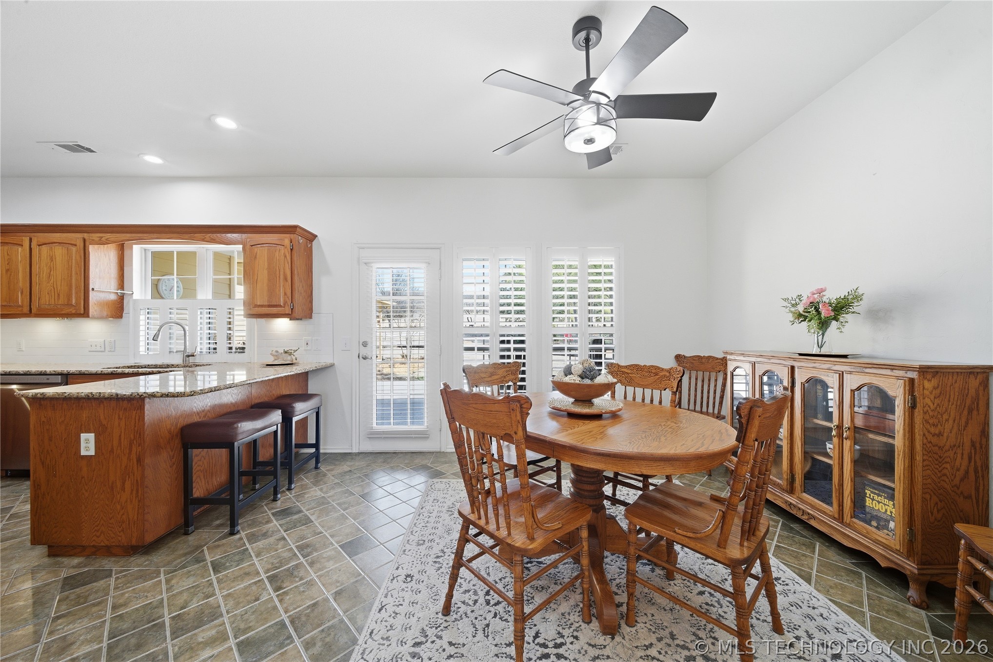 22425 S Rose Glen Court Property Photo 10