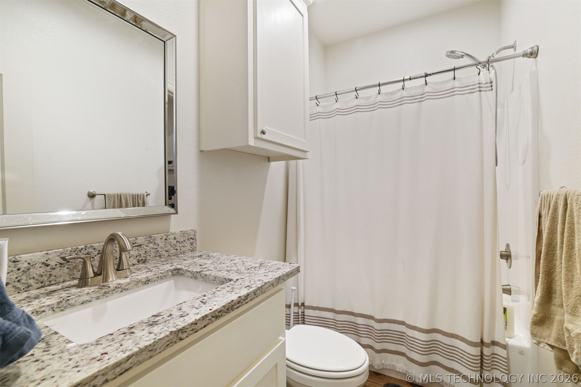 1325 Houston Property Photo 11