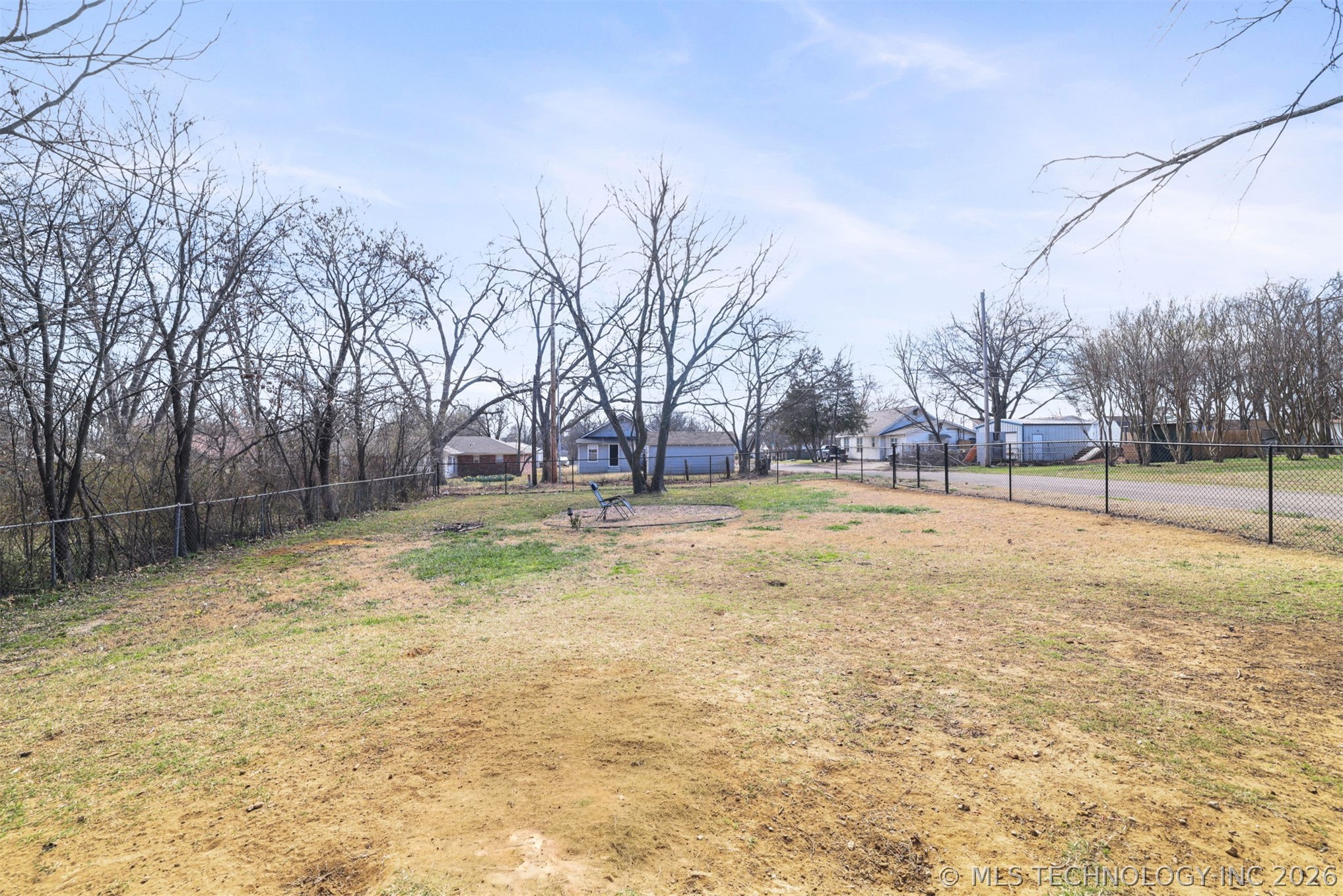 1325 Houston Property Photo 12