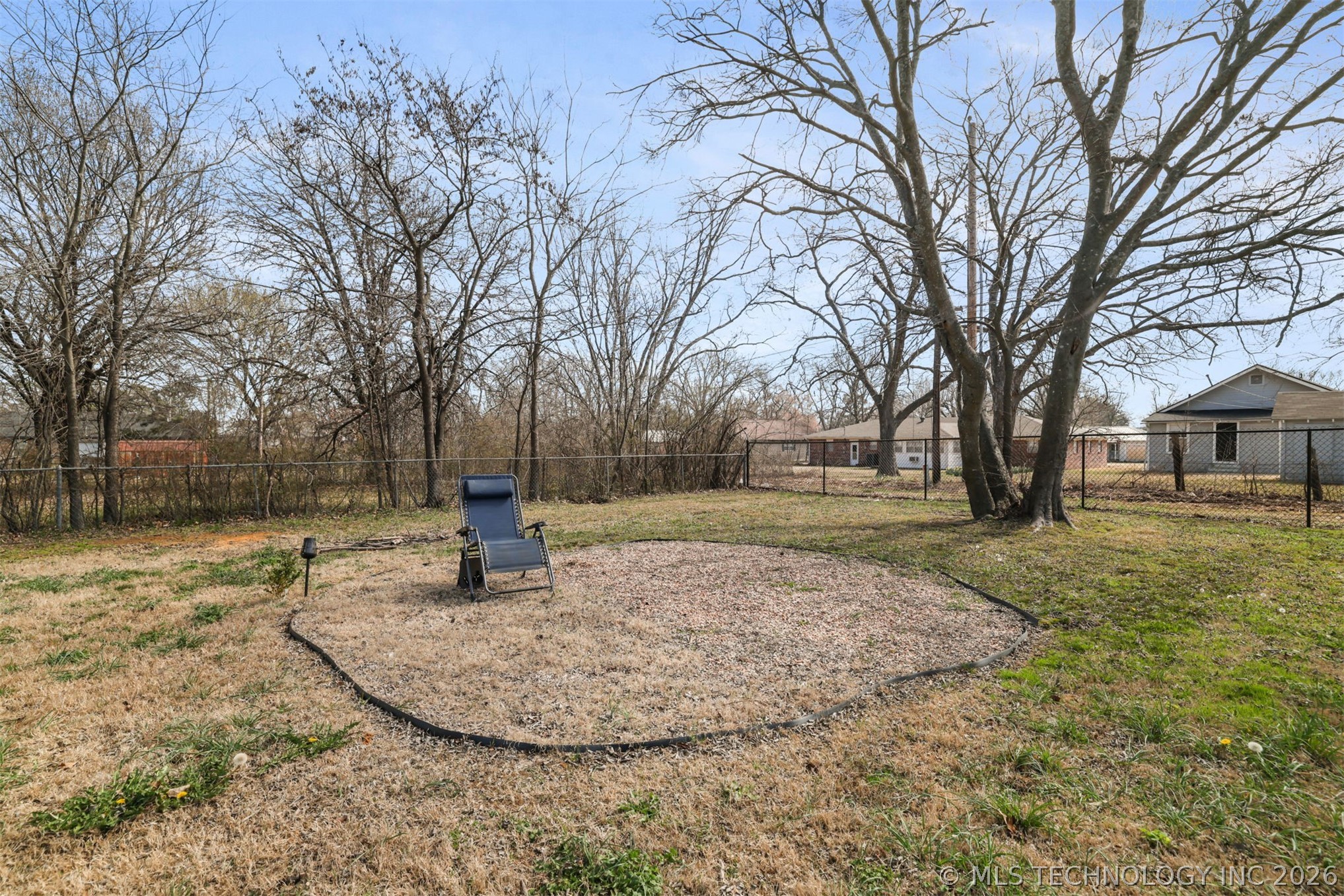 1325 Houston Property Photo 13