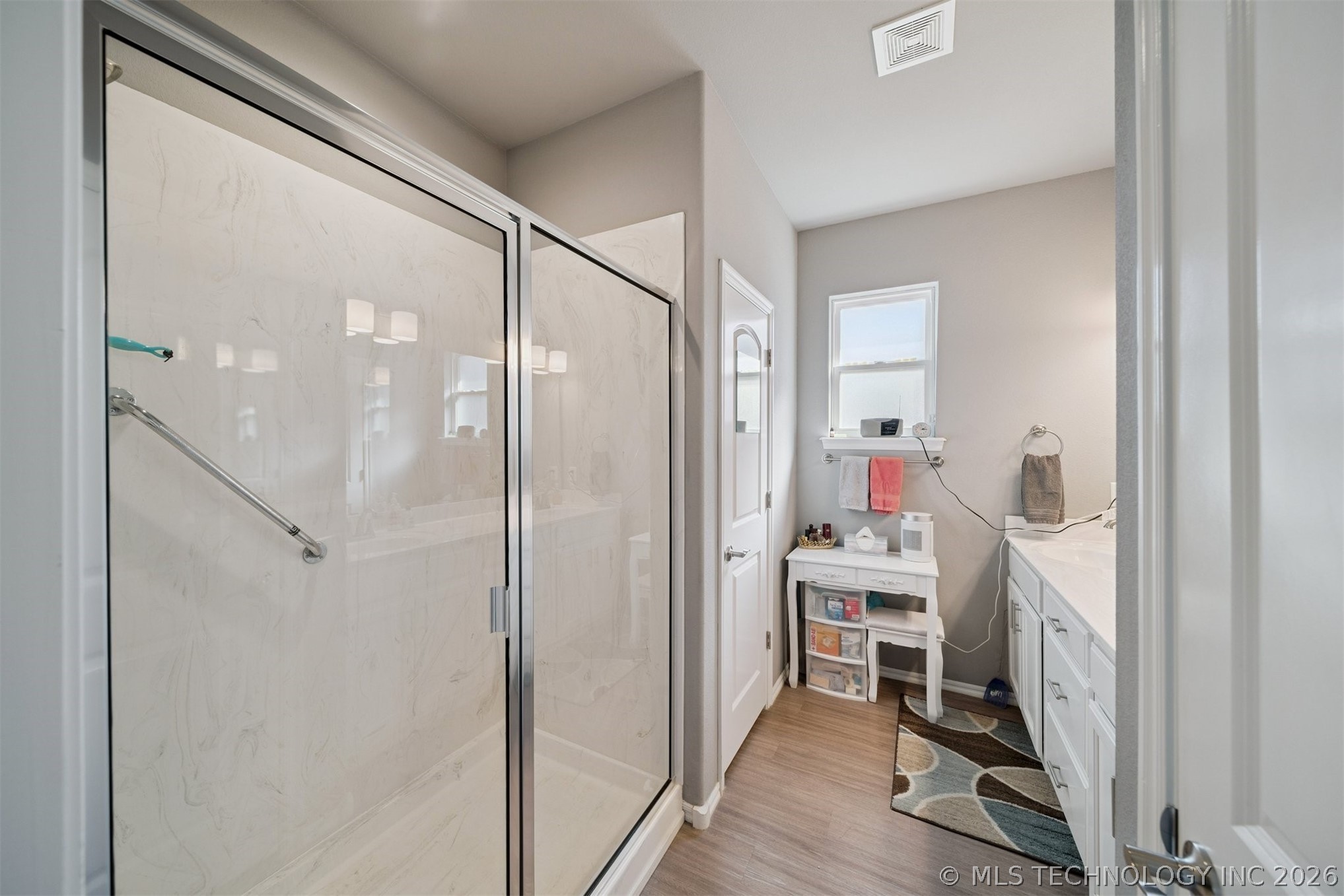 7509 S Walnut Avenue Property Photo 31
