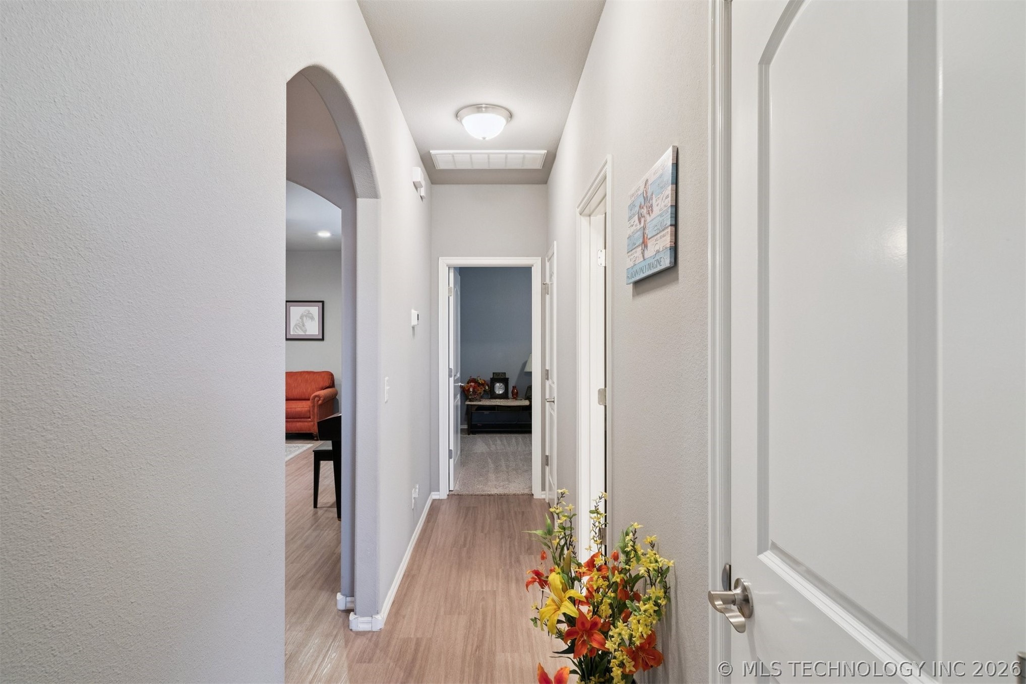 7509 S Walnut Avenue Property Photo 36