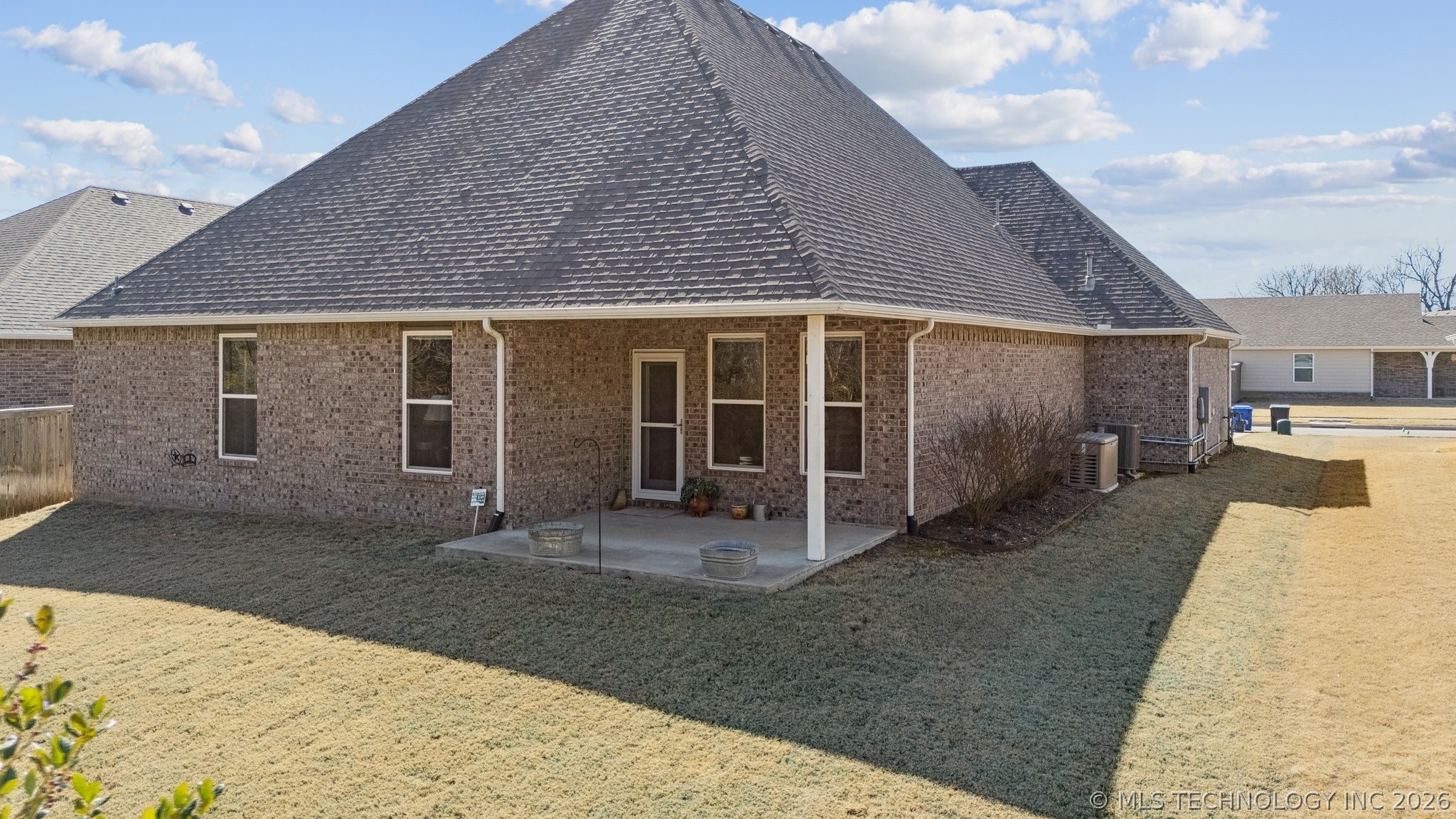 7509 S Walnut Avenue Property Photo 47
