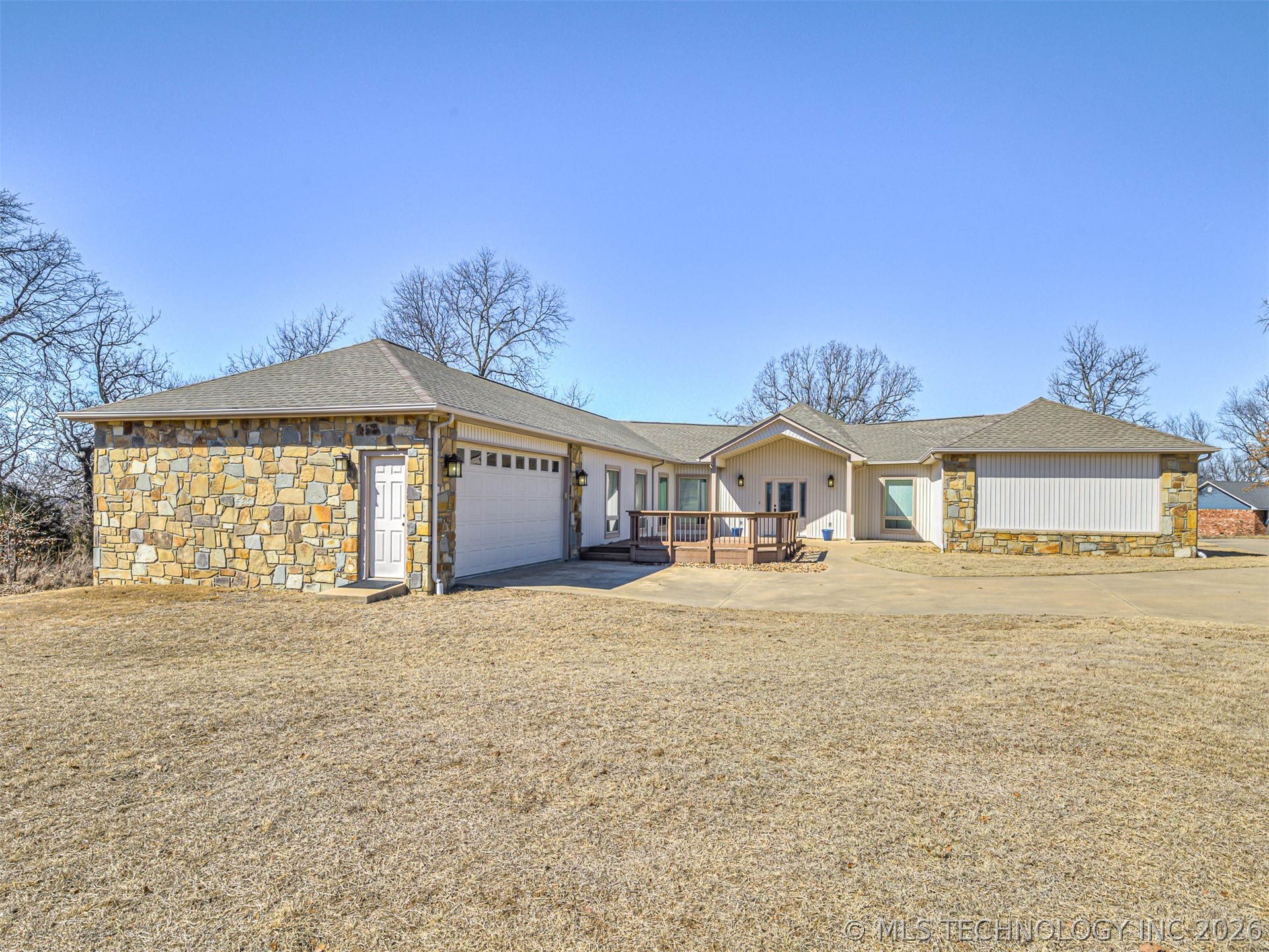36375 S Wilderness Lane Property Photo 4