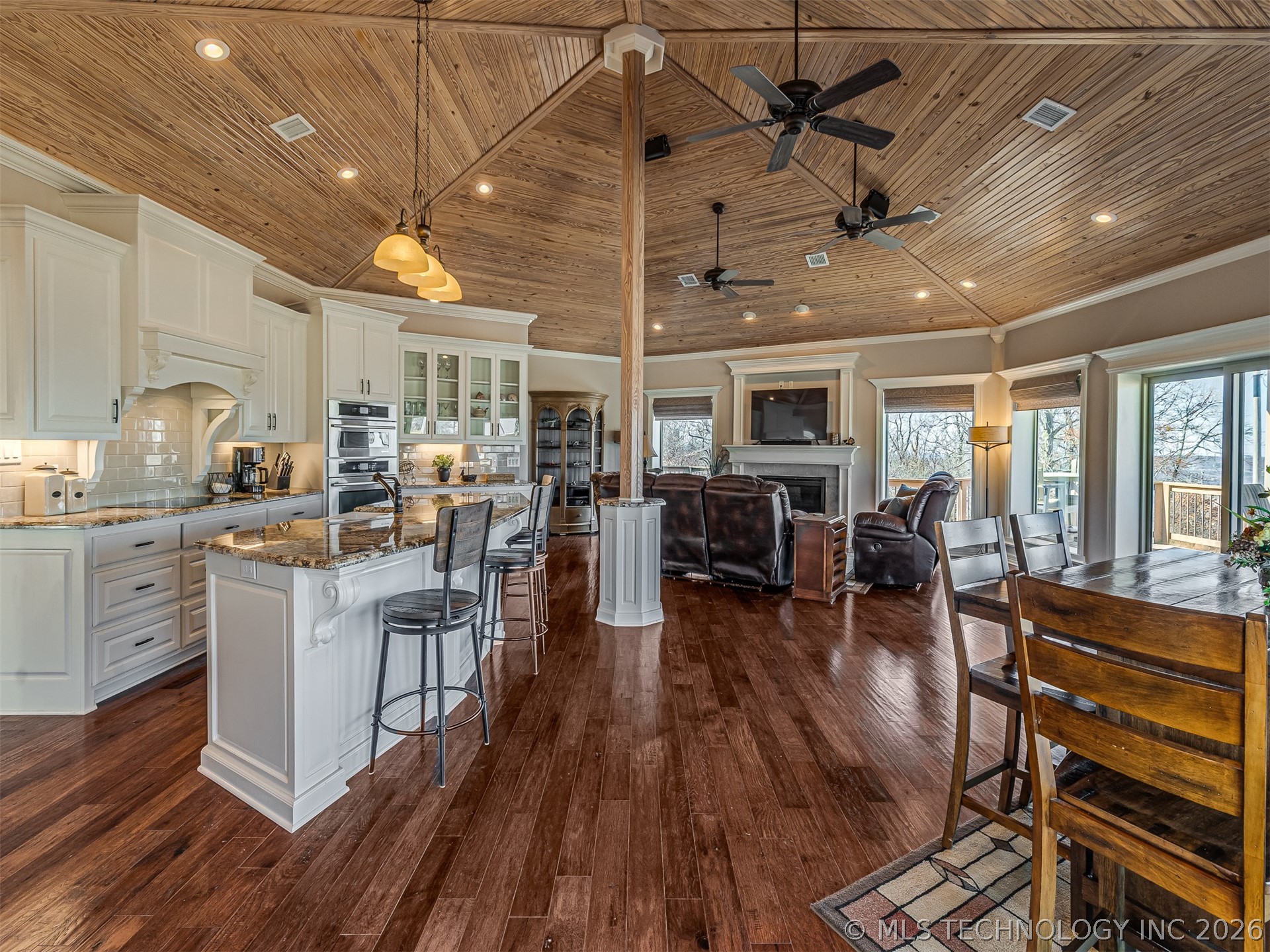36375 S Wilderness Lane Property Photo 13