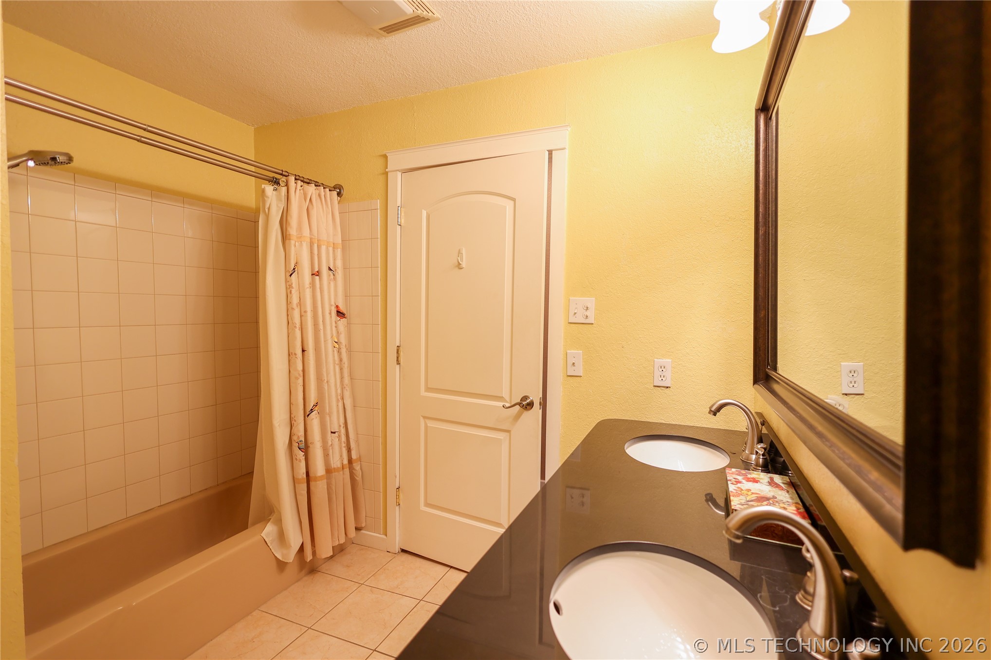 2005 Lakeview Drive Property Photo 13