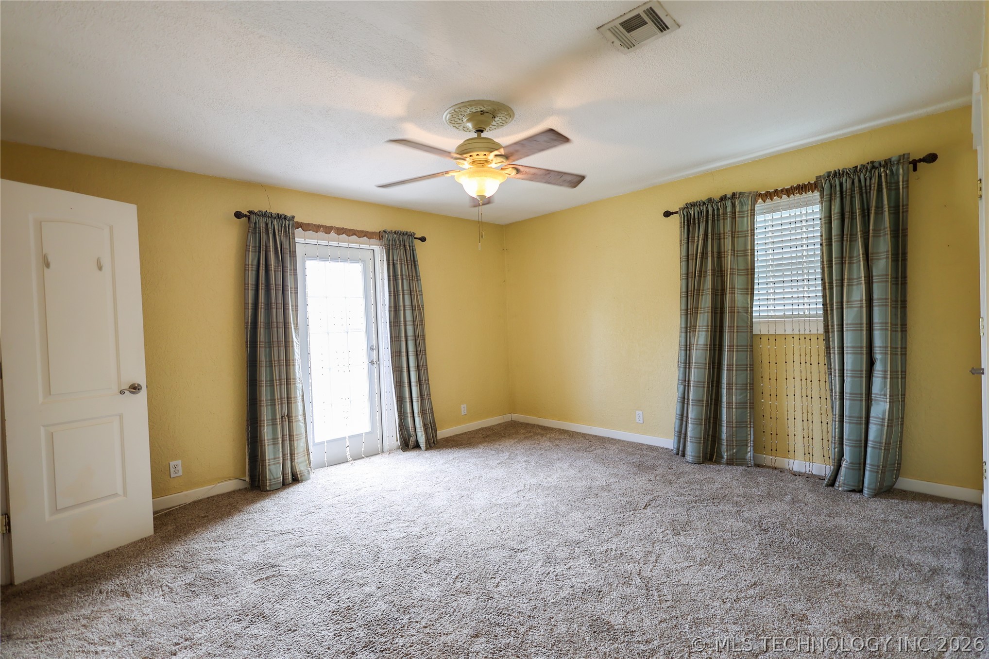 2005 Lakeview Drive Property Photo 17