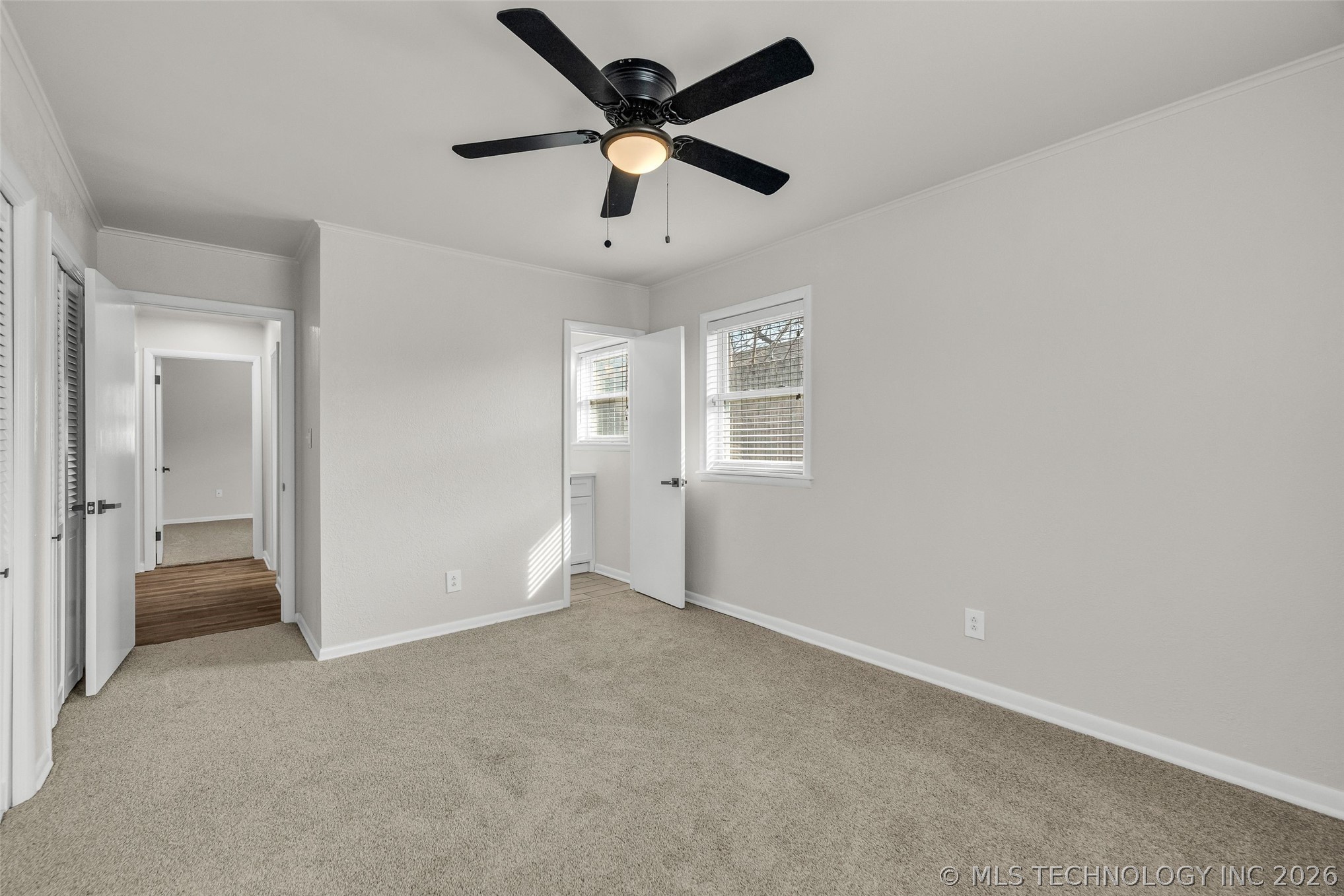3009 S Elm Avenue Property Photo 29