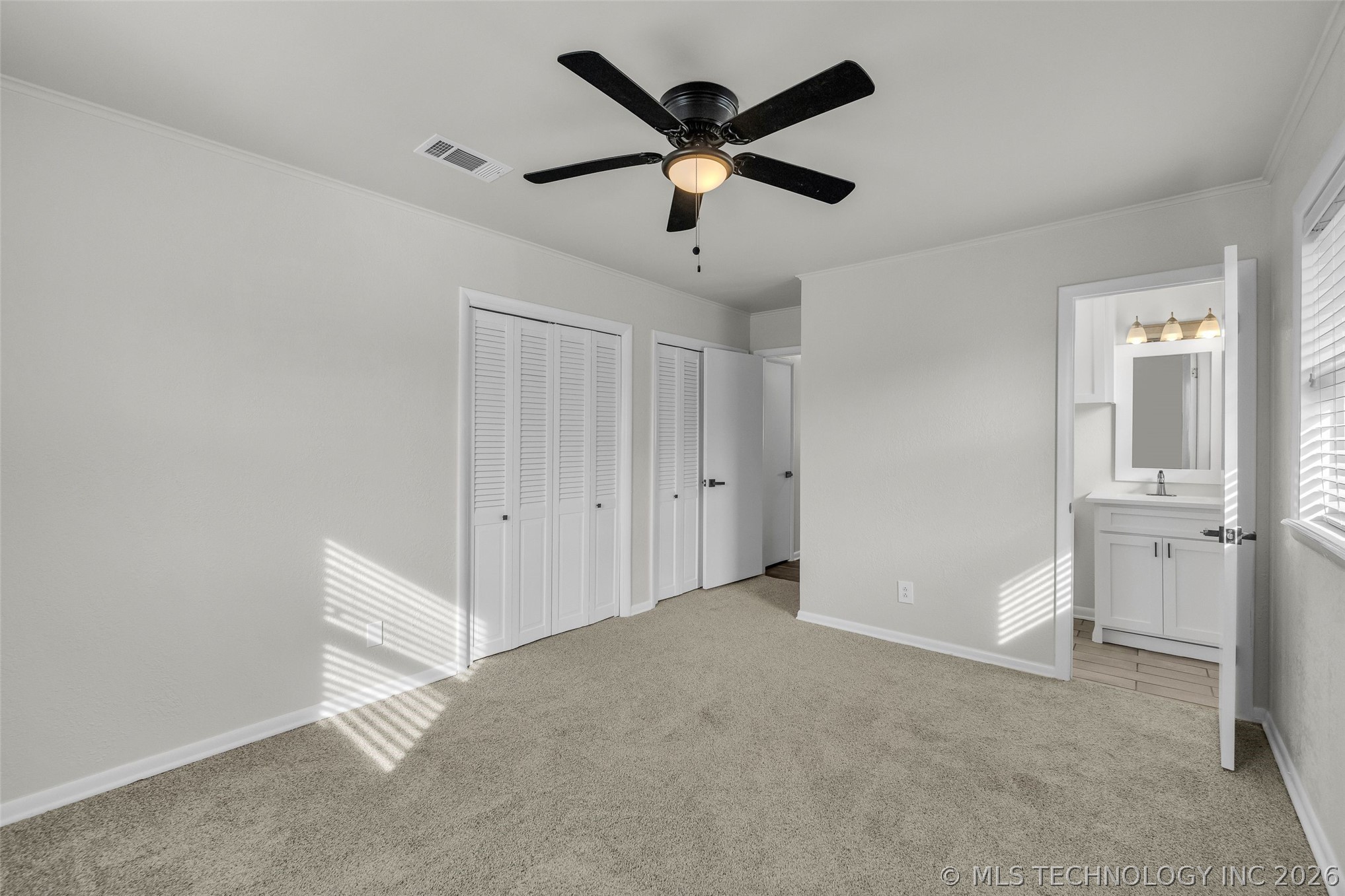 3009 S Elm Avenue Property Photo 30