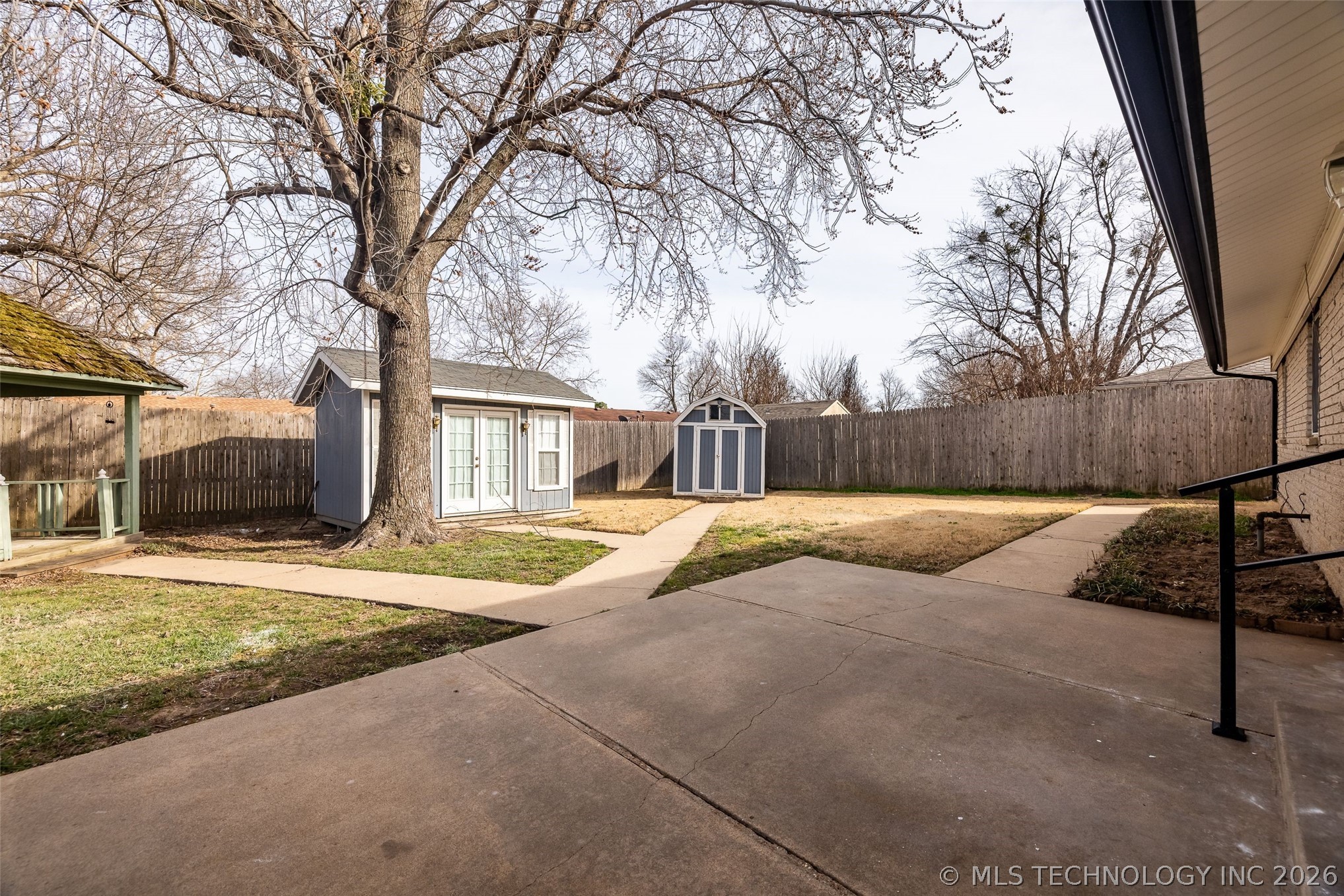 3009 S Elm Avenue Property Photo 32