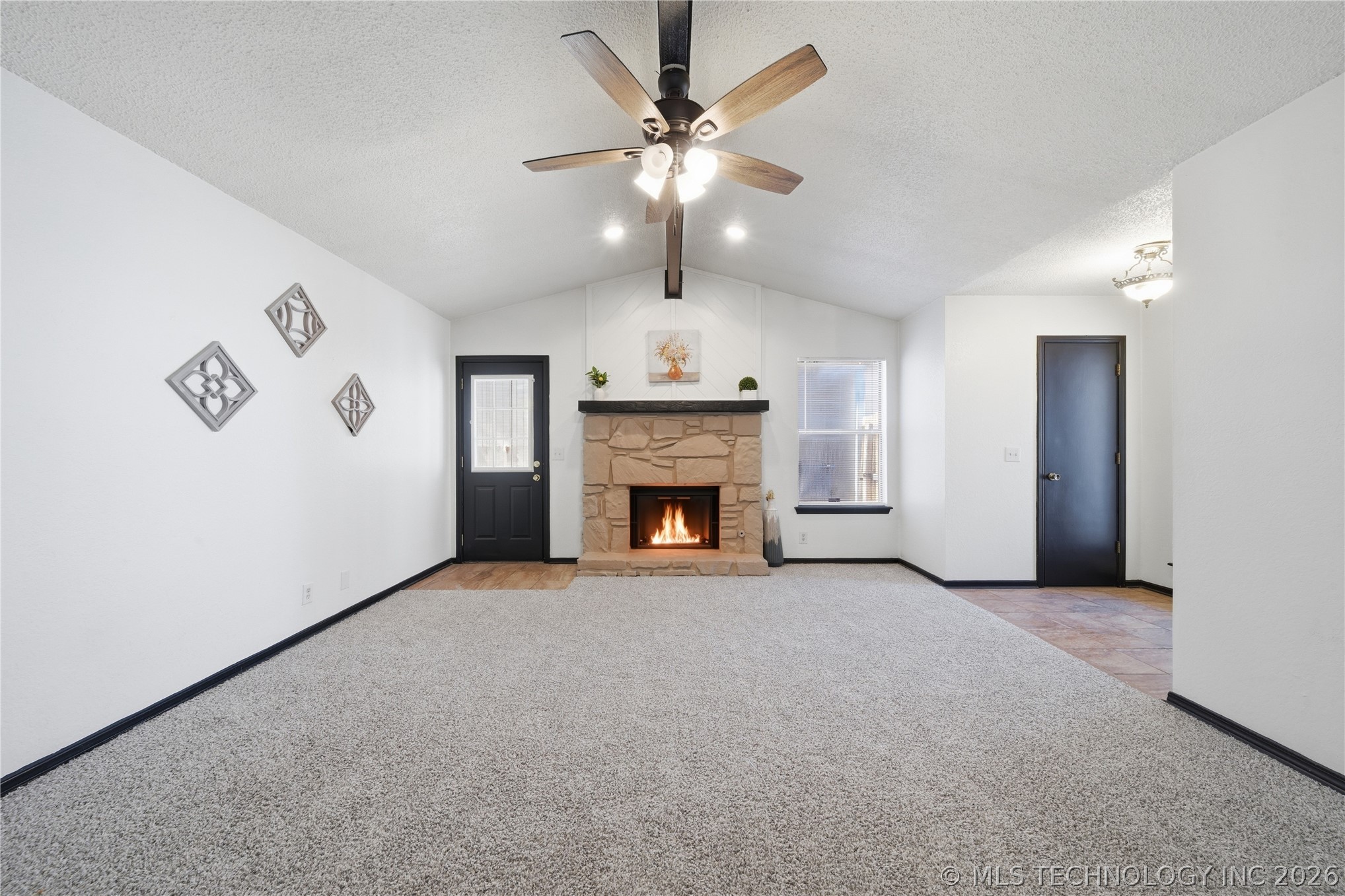 1526 E 67th Court Property Photo 9
