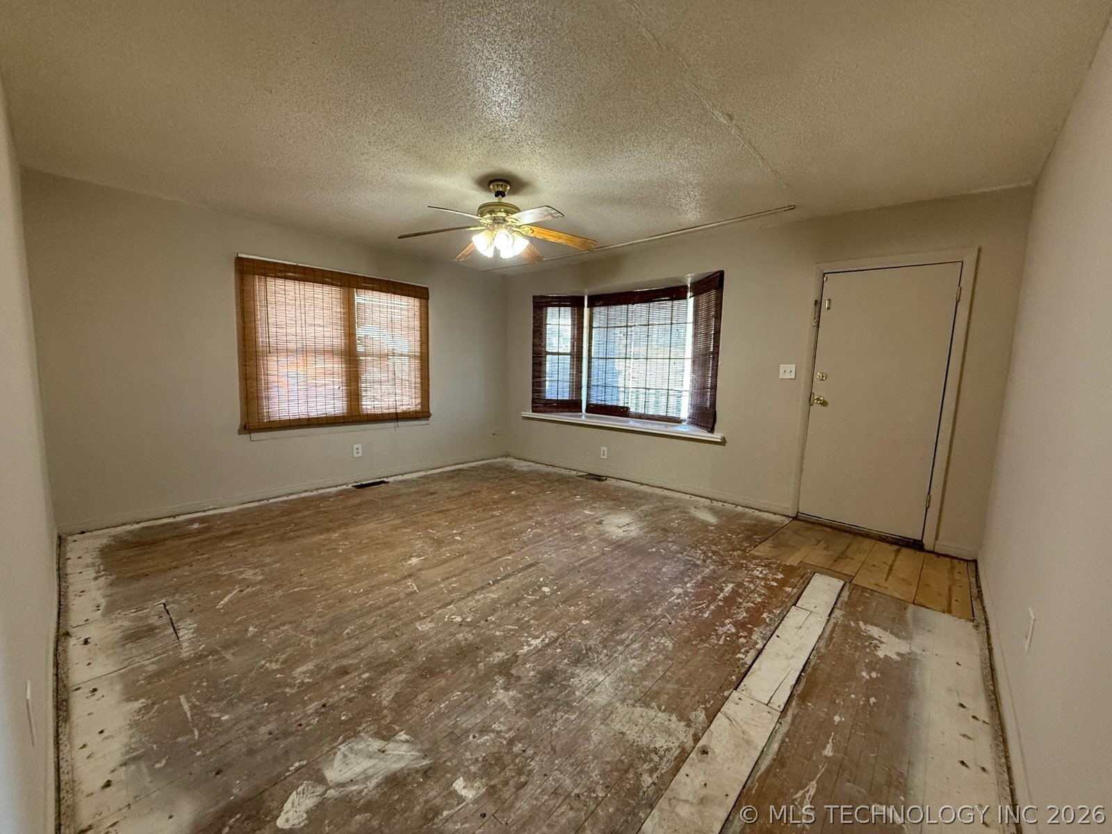 148 N Union Avenue Property Photo 13