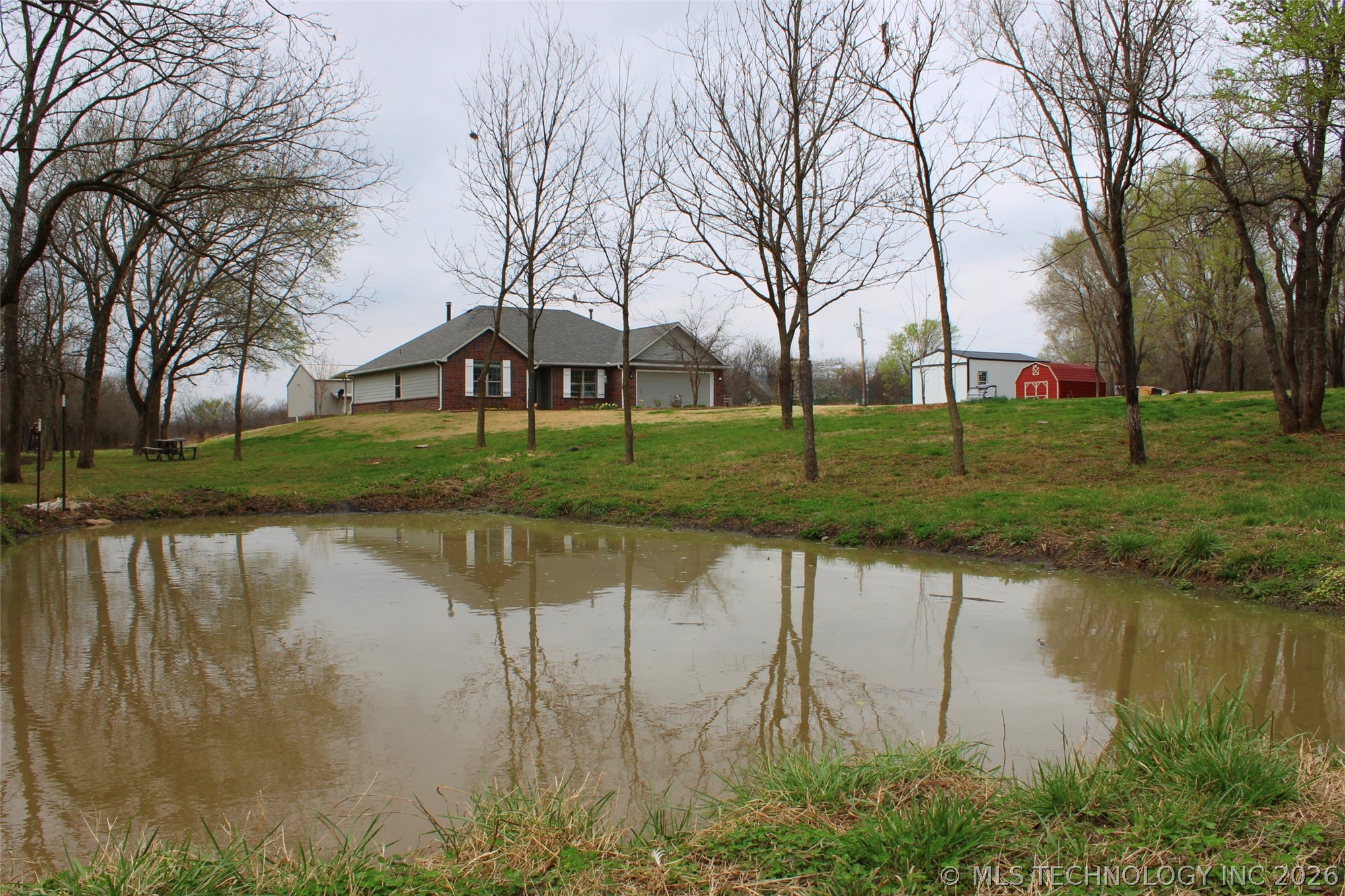 14902 E 370 Road Property Photo 4