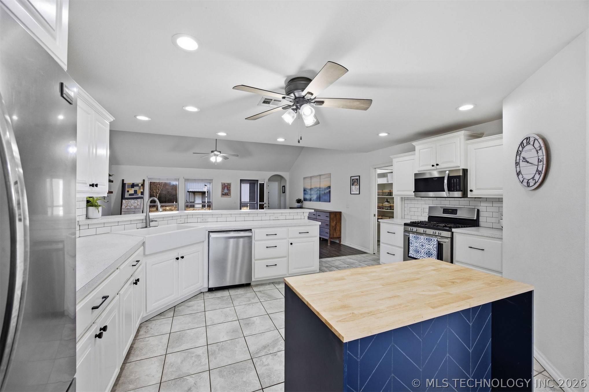 14902 E 370 Road Property Photo 13
