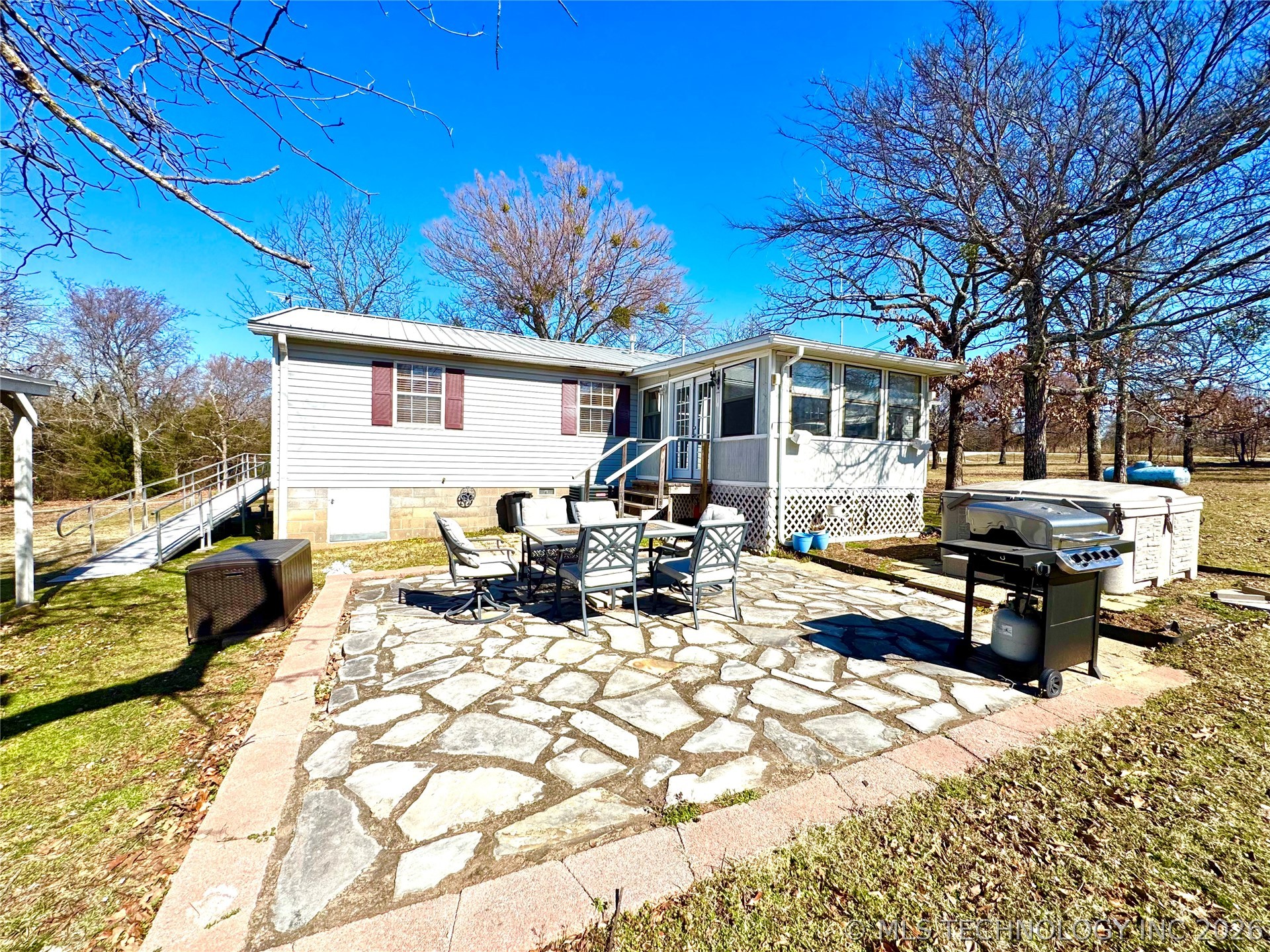 39 Honeydo Lane Property Photo 8