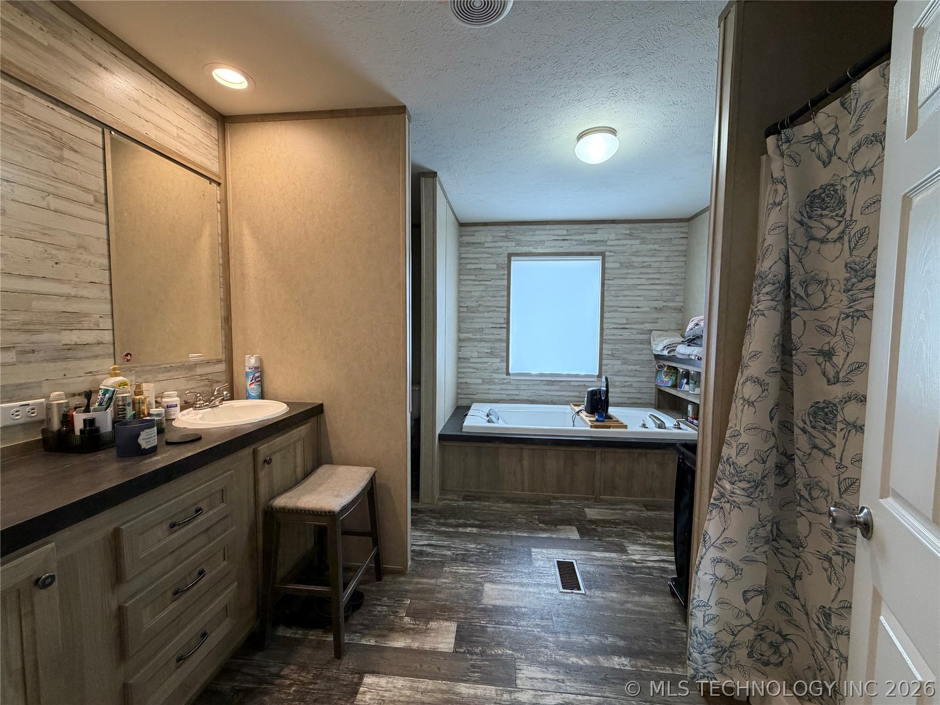 112 N Painted Wolf Road Property Photo 19