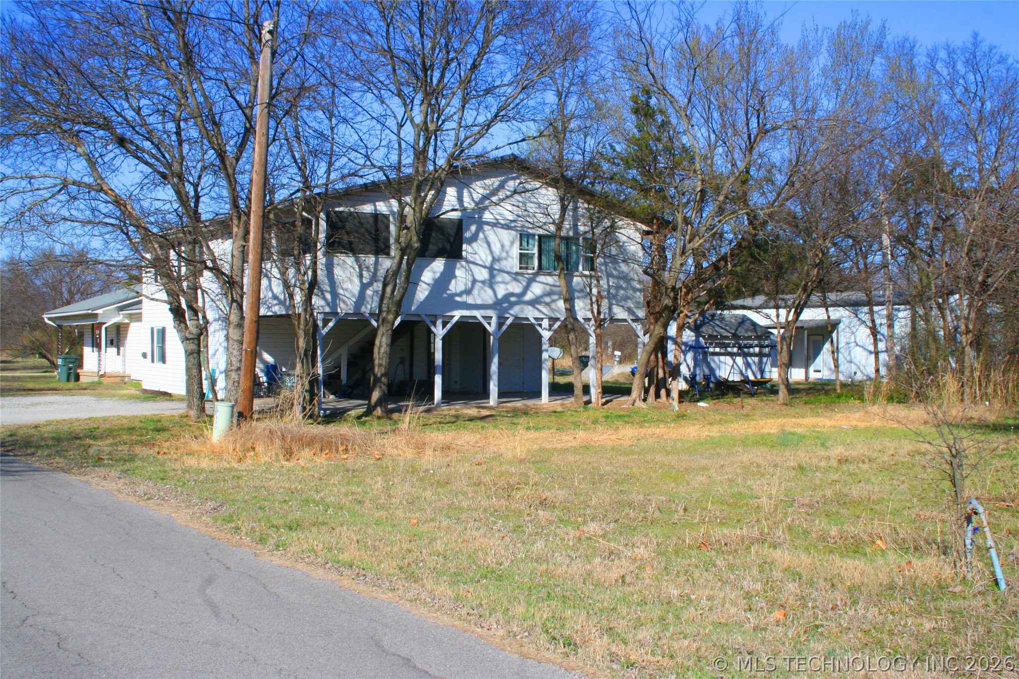 56 15th Property Photo 2