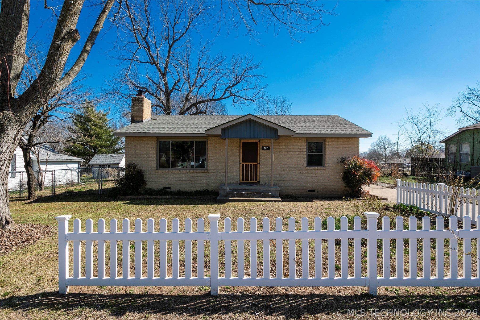 707 S Cherokee Street Property Photo 1
