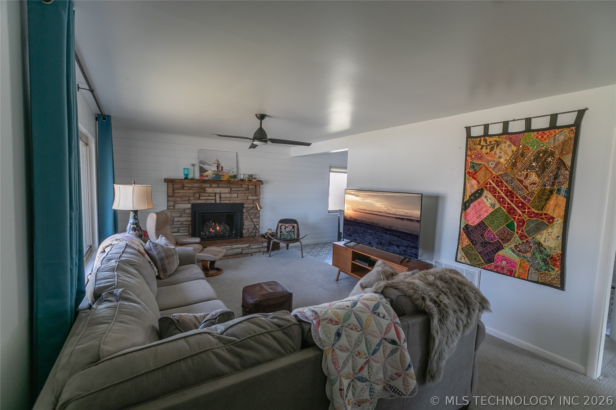 707 S Cherokee Street Property Photo 5