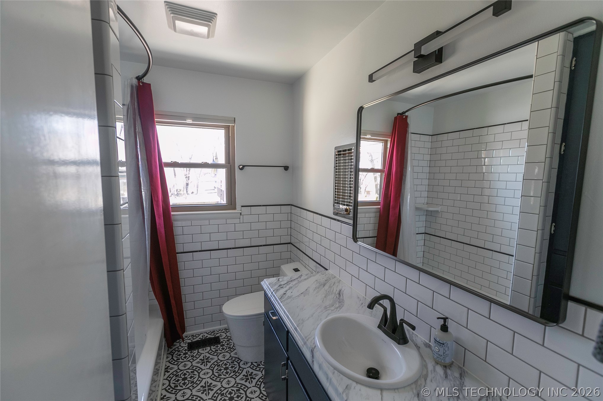 707 S Cherokee Street Property Photo 16