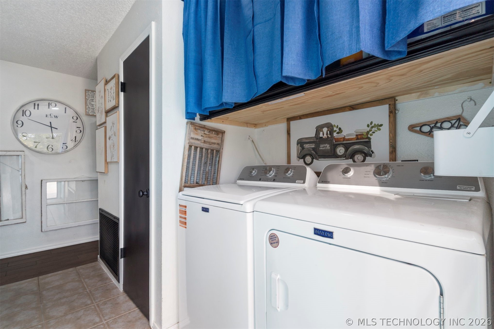 4111 W Pipestem Drive Property Photo 21