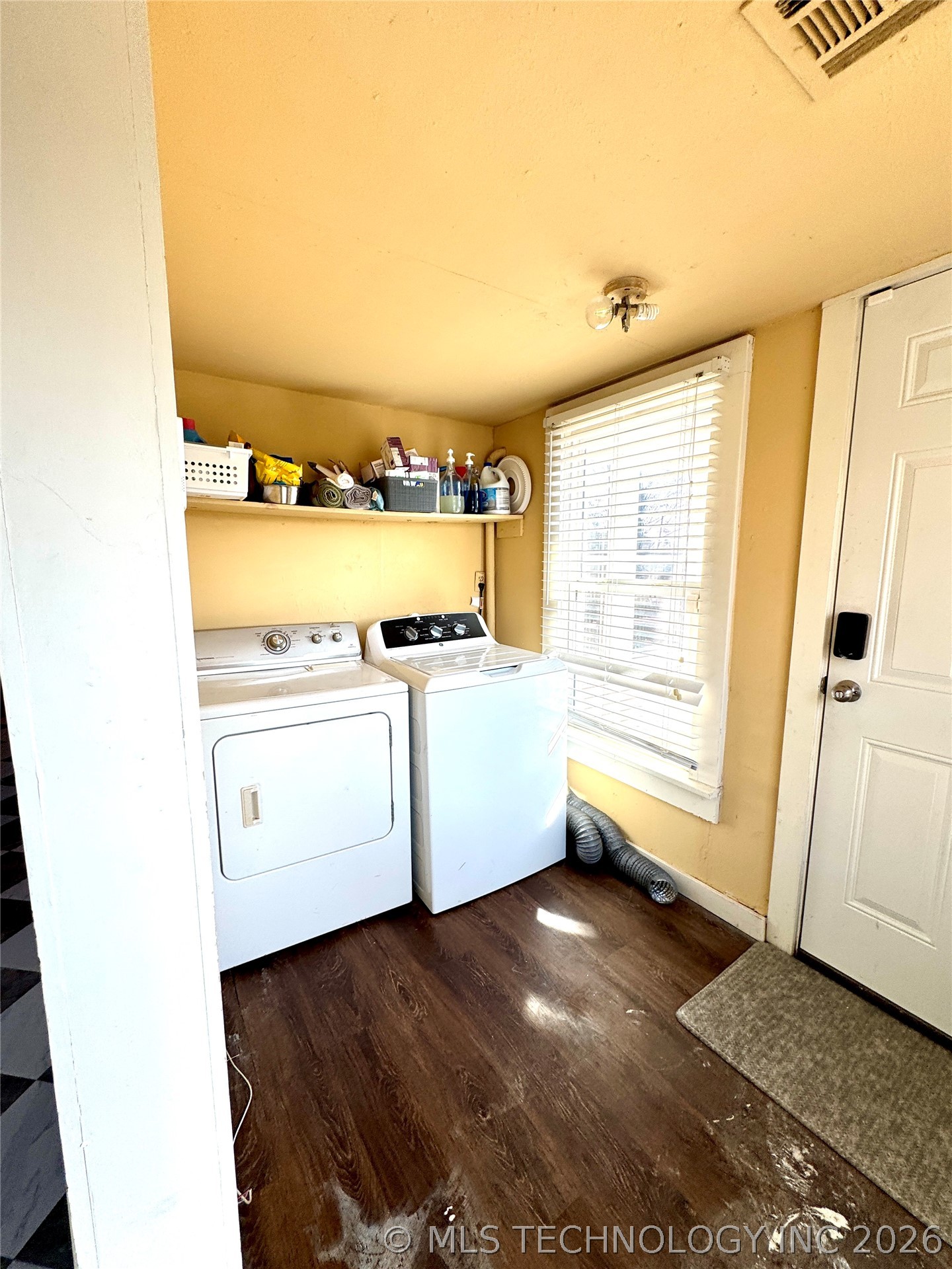 321 Wheeler Street Property Photo 12