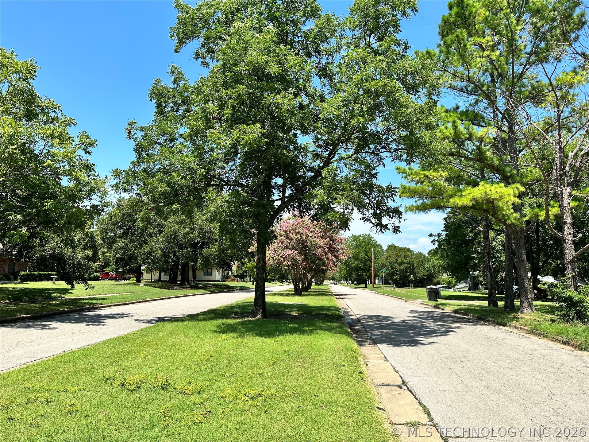 812 Se C Street Property Photo 12