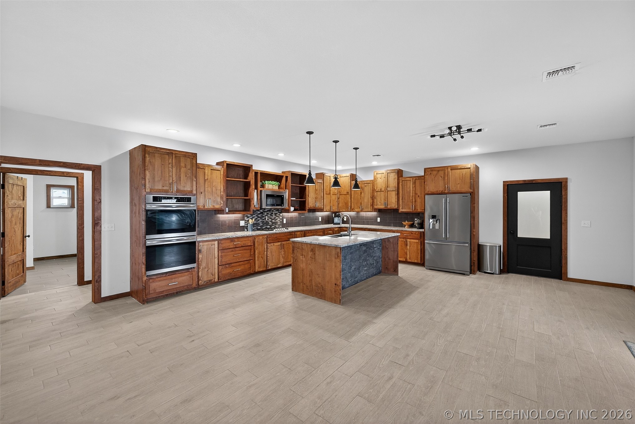 2600 W 410 Road Property Photo 10