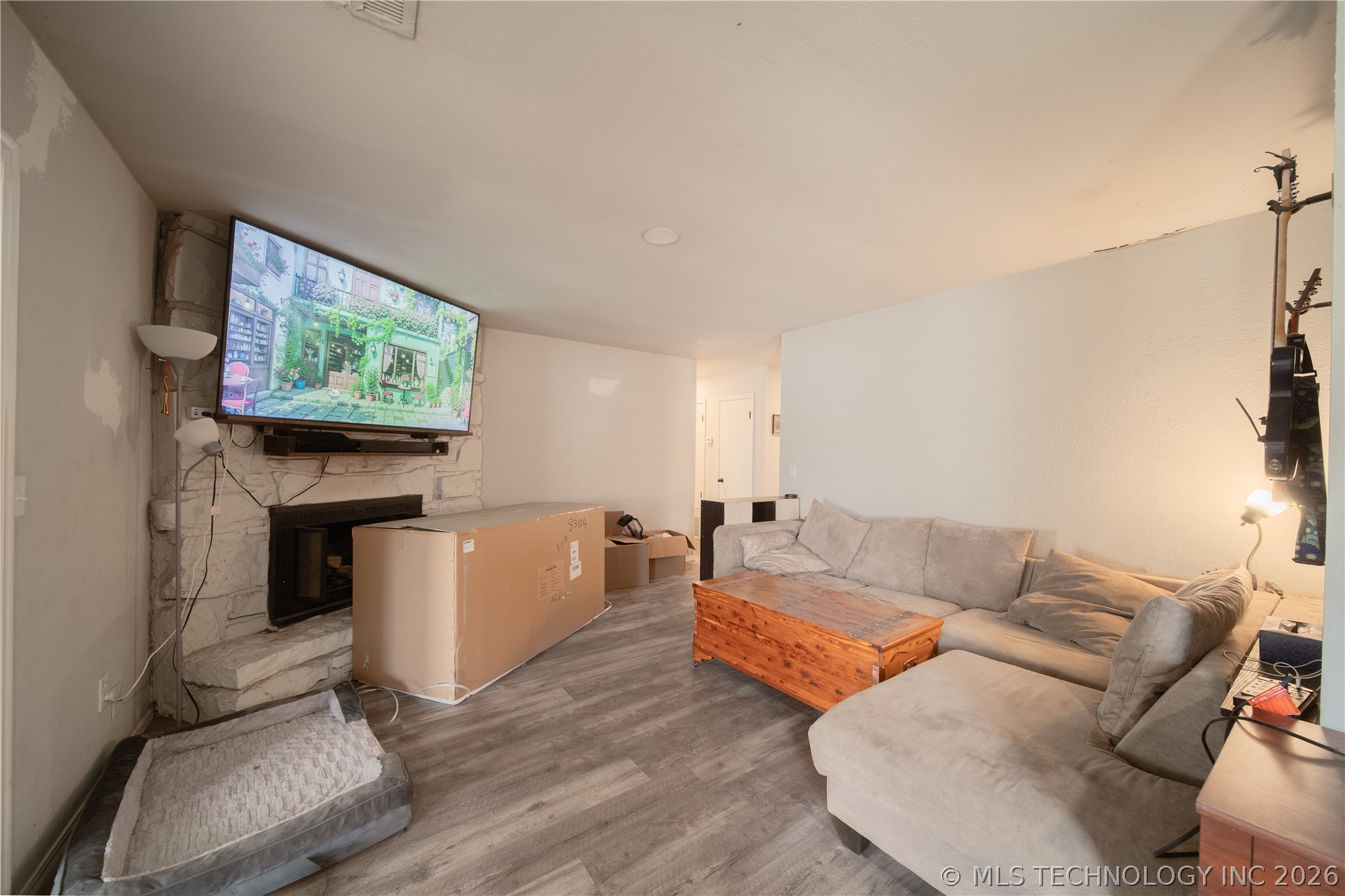 125 W Austin Street Property Photo 5
