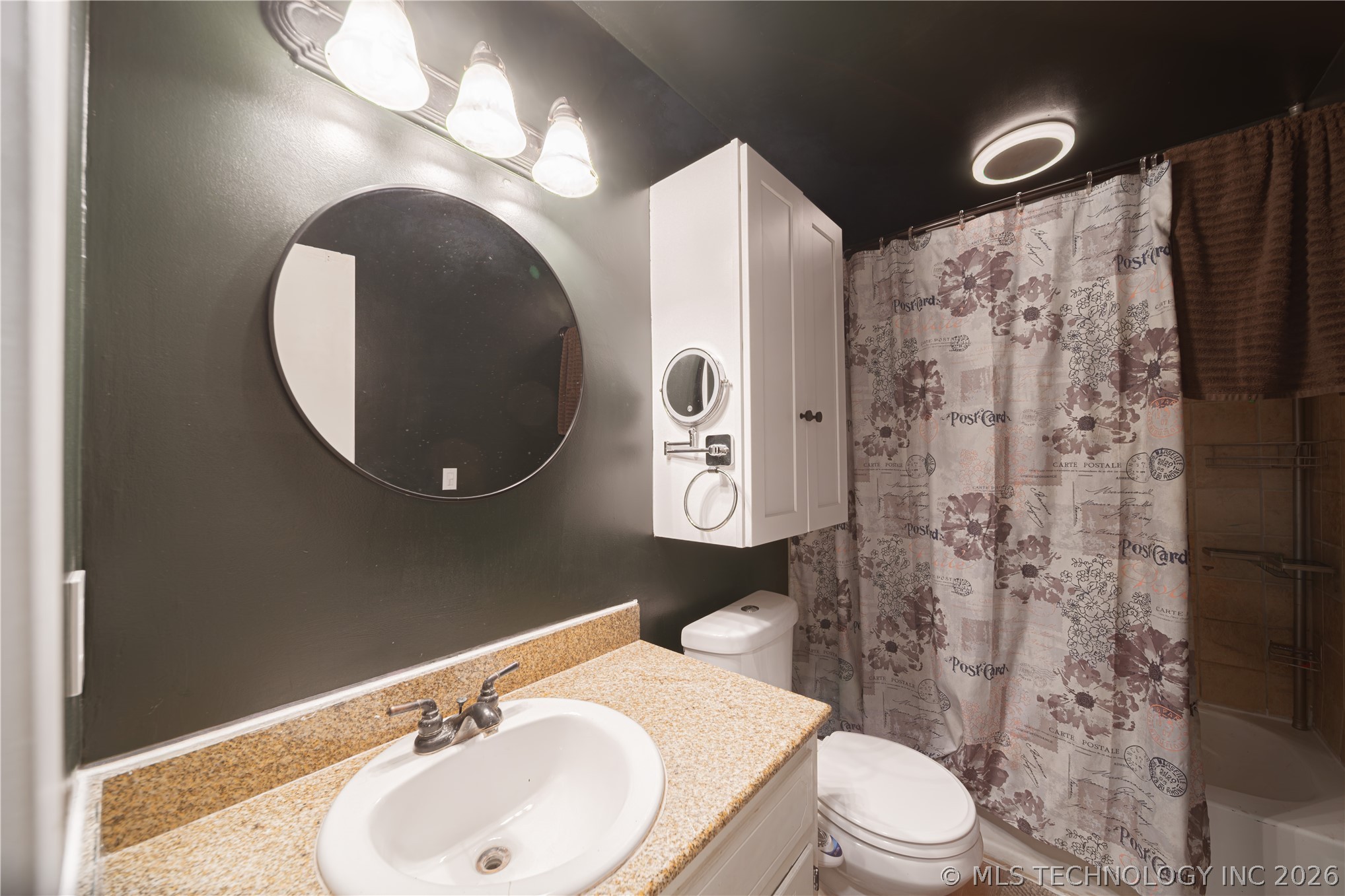 125 W Austin Street Property Photo 7