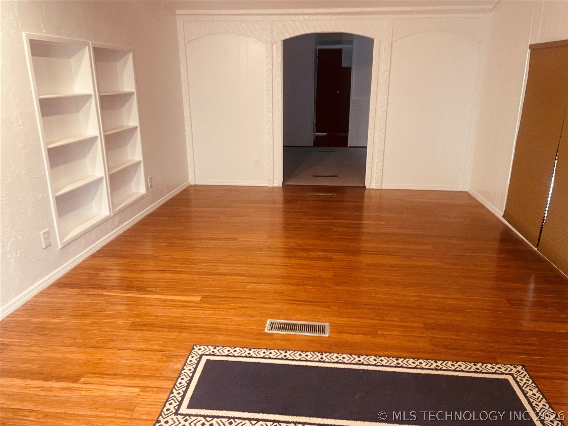 428831 E 1131 Road Property Photo 9