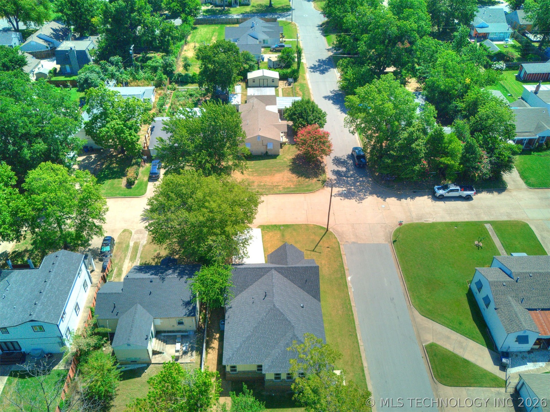 448 S Quebec Avenue Property Photo 10