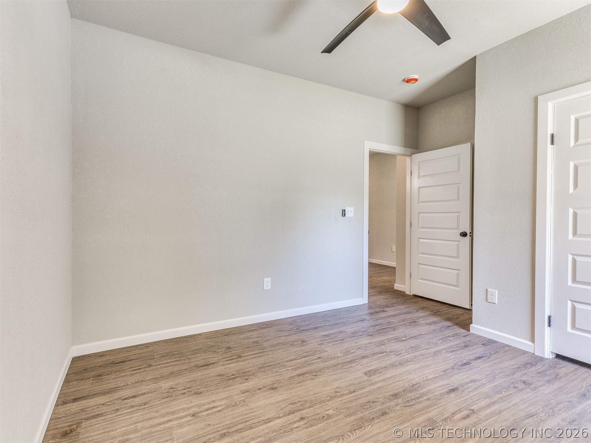 448 S Quebec Avenue Property Photo 28