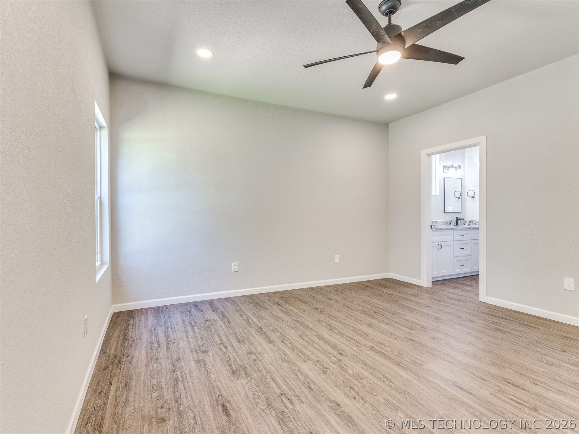 448 S Quebec Avenue Property Photo 33