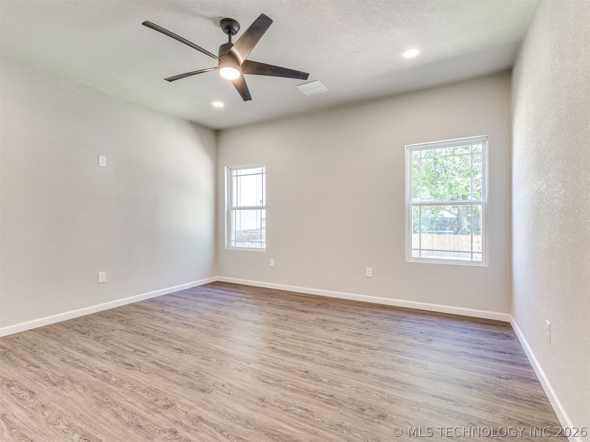 448 S Quebec Avenue Property Photo 35