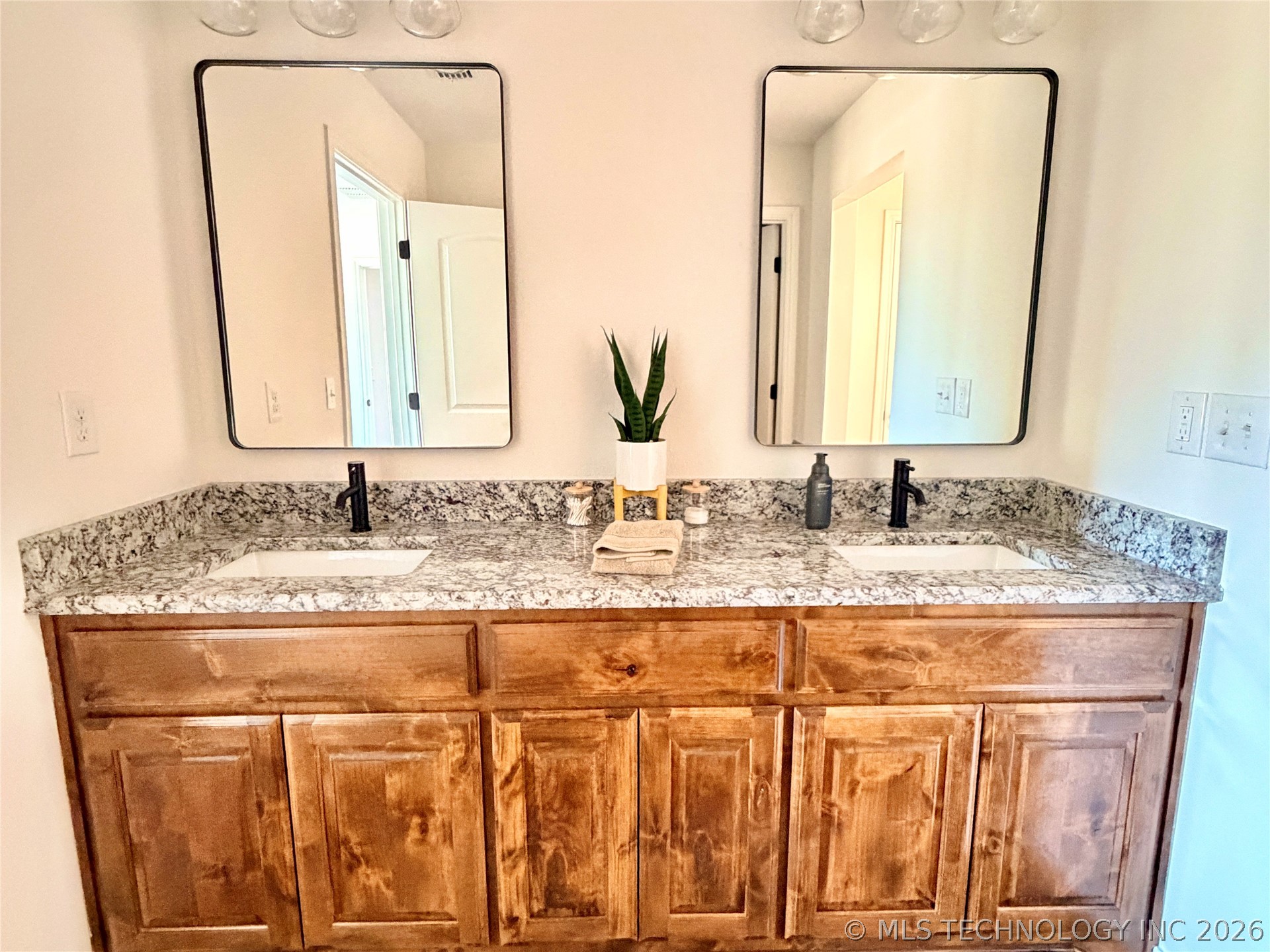 1 Diamondhead Drive Property Photo 30