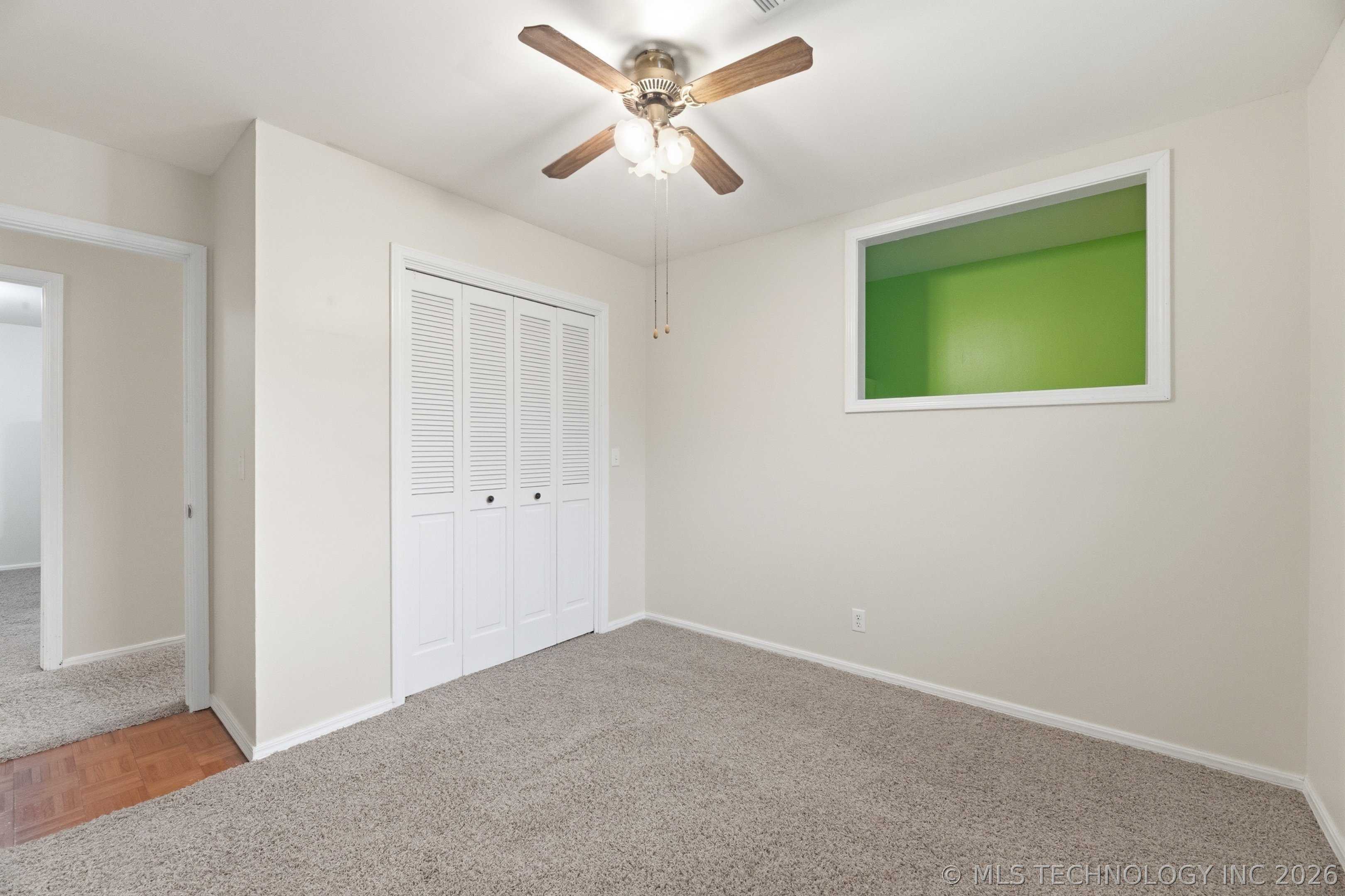 2358 London Lane Property Photo 28