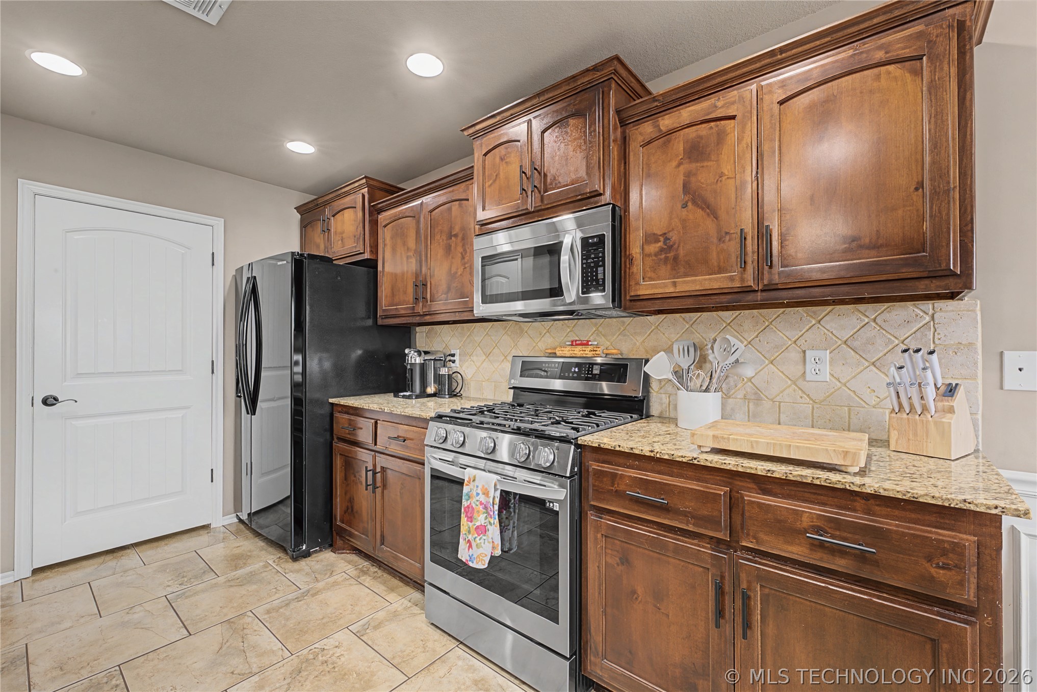 3337 S 207th East Avenue Property Photo 3