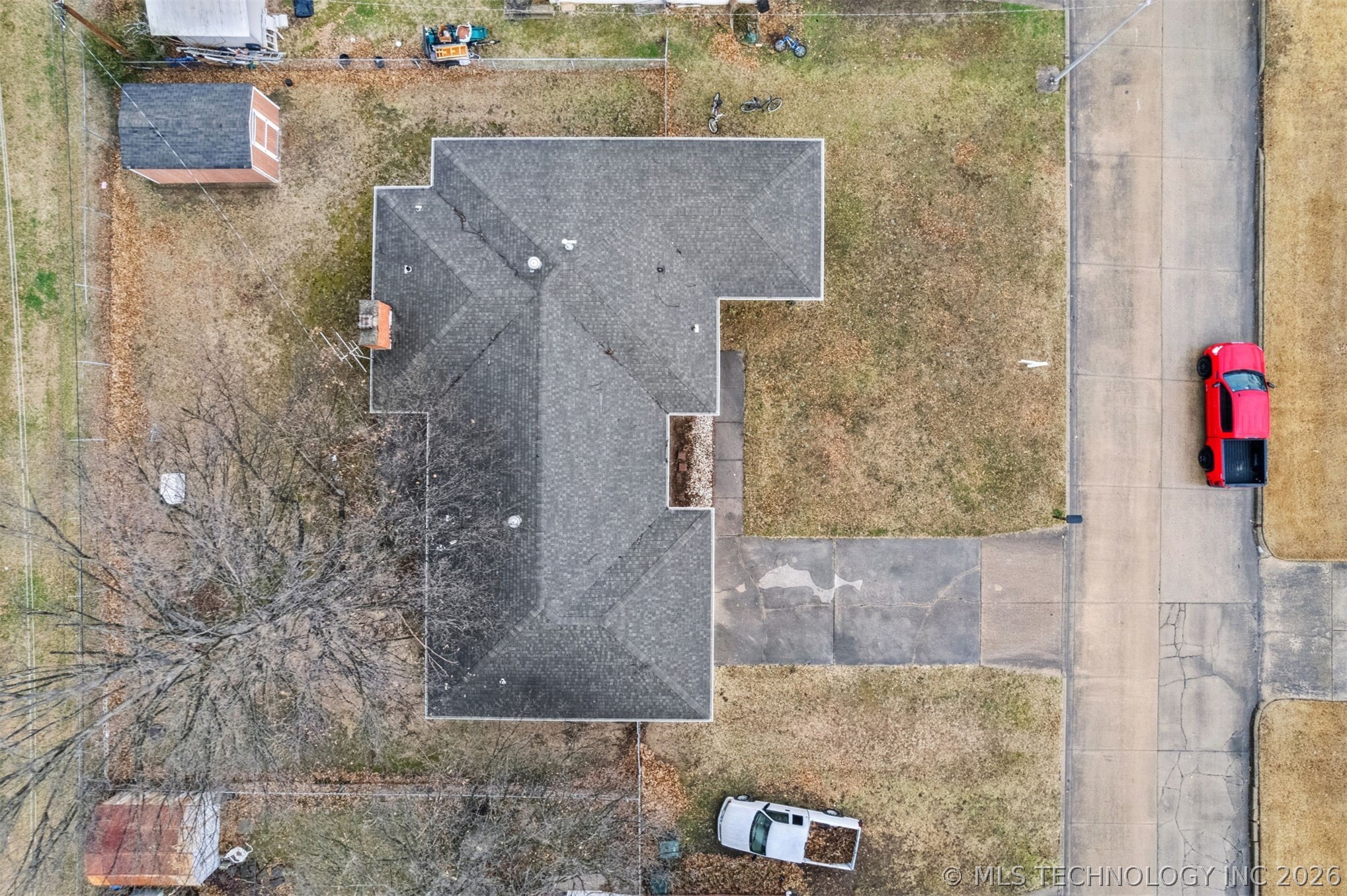 320 E 17th Street Property Photo 24