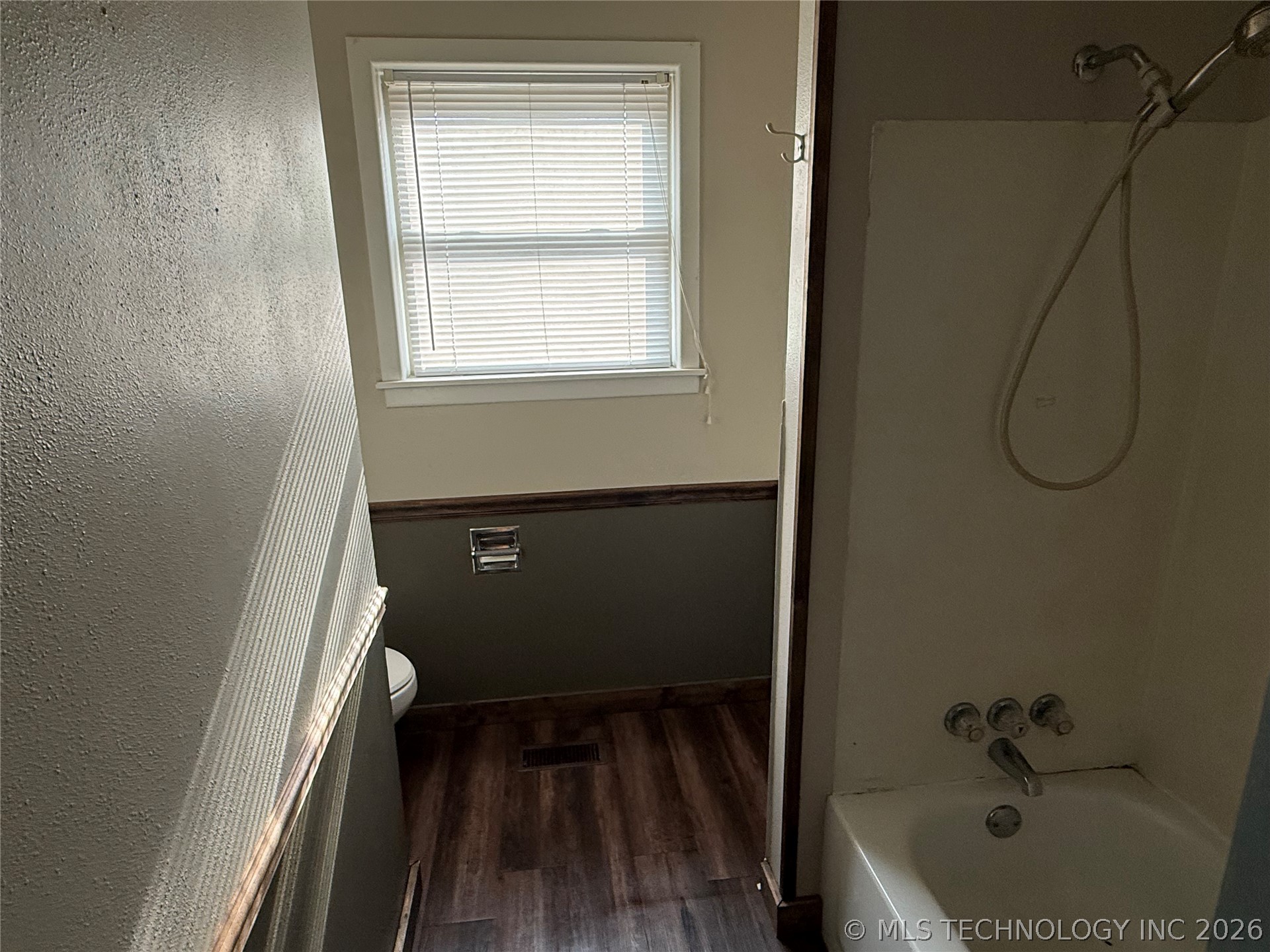 316 Mockingbird Lane Property Photo 12
