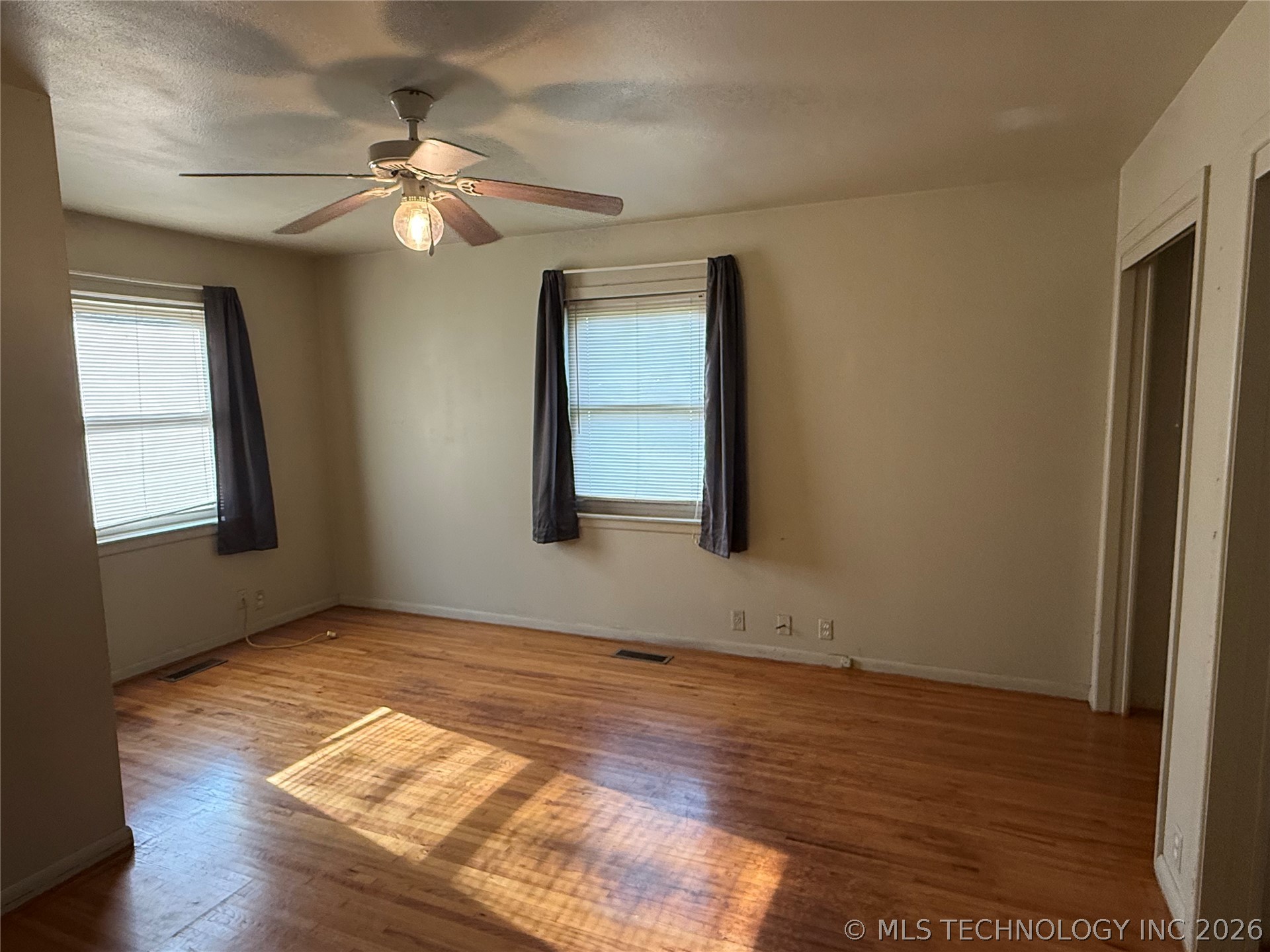 316 Mockingbird Lane Property Photo 13