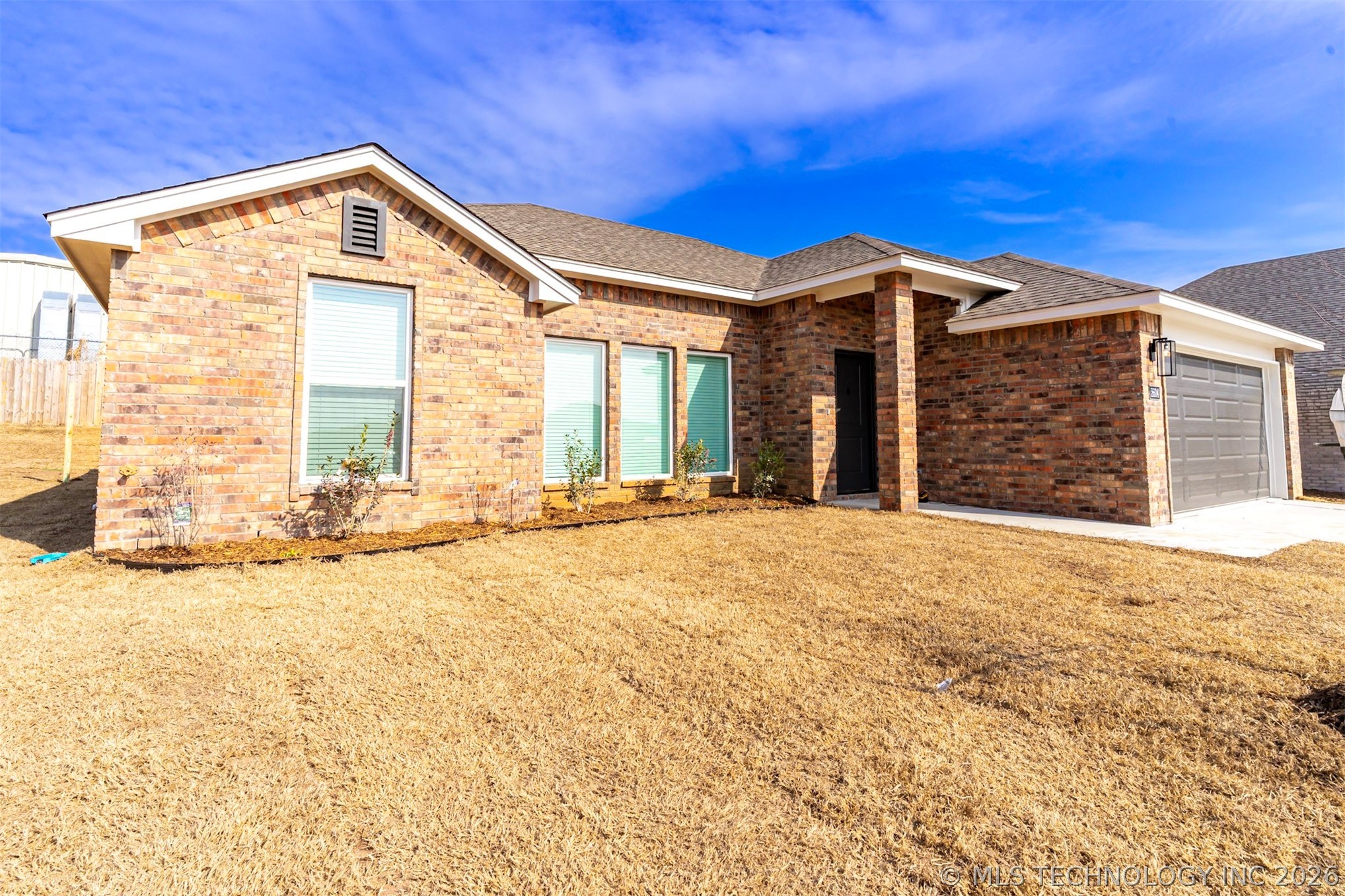 2604 W Main Street Property Photo 2