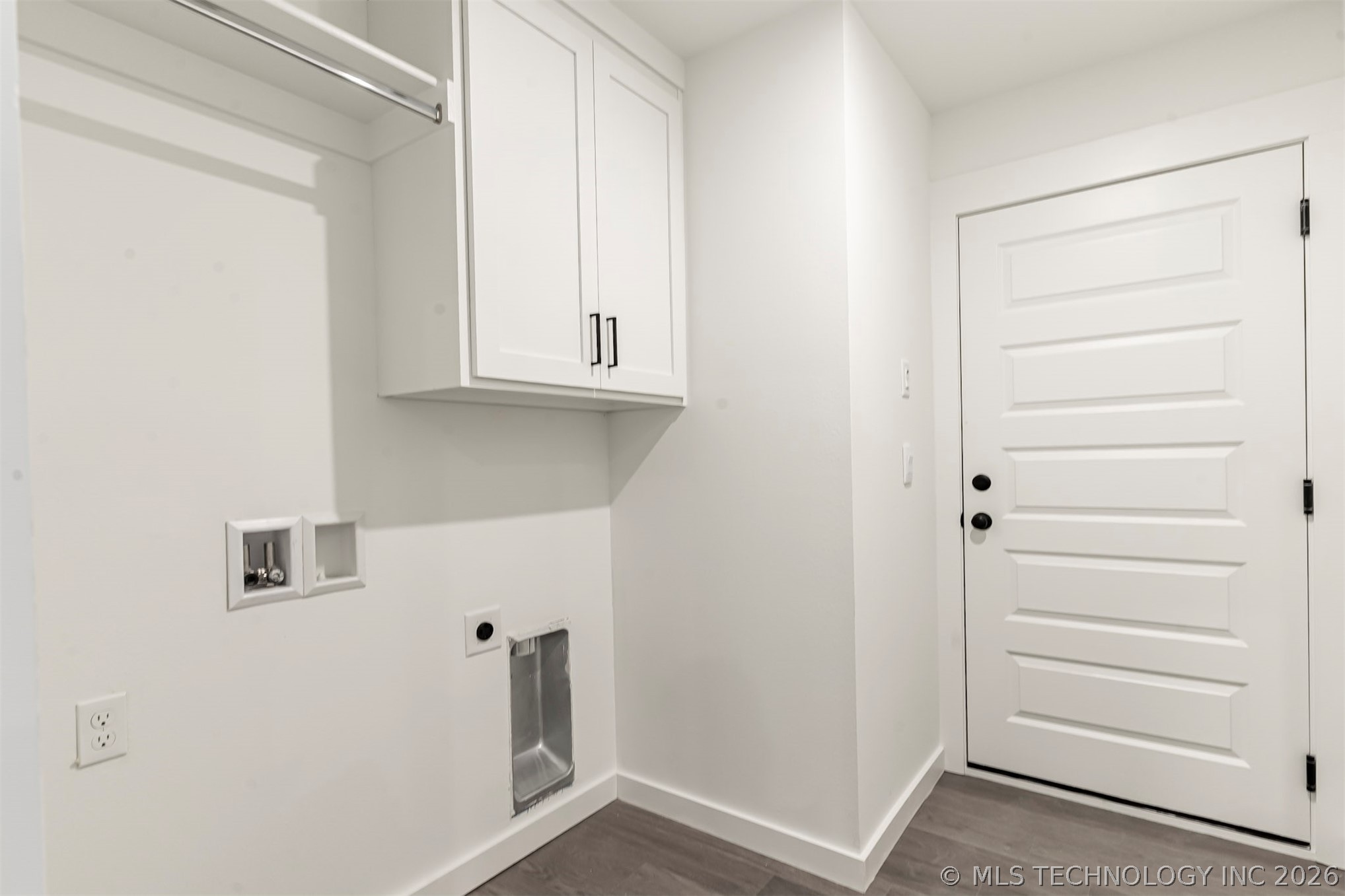 2604 W Main Street Property Photo 7