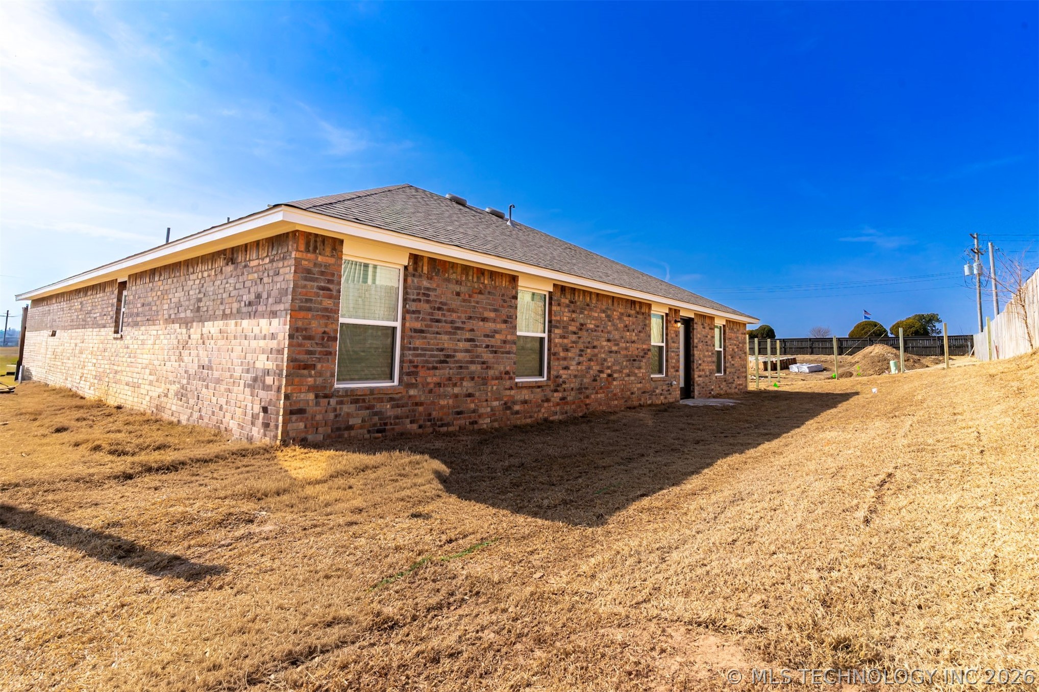 2604 W Main Street Property Photo 16