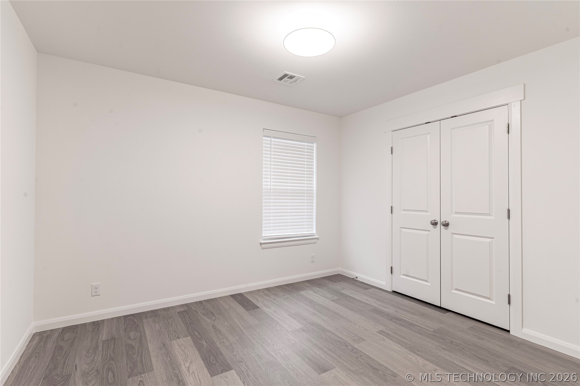 10897 S 271st East Avenue Property Photo 14