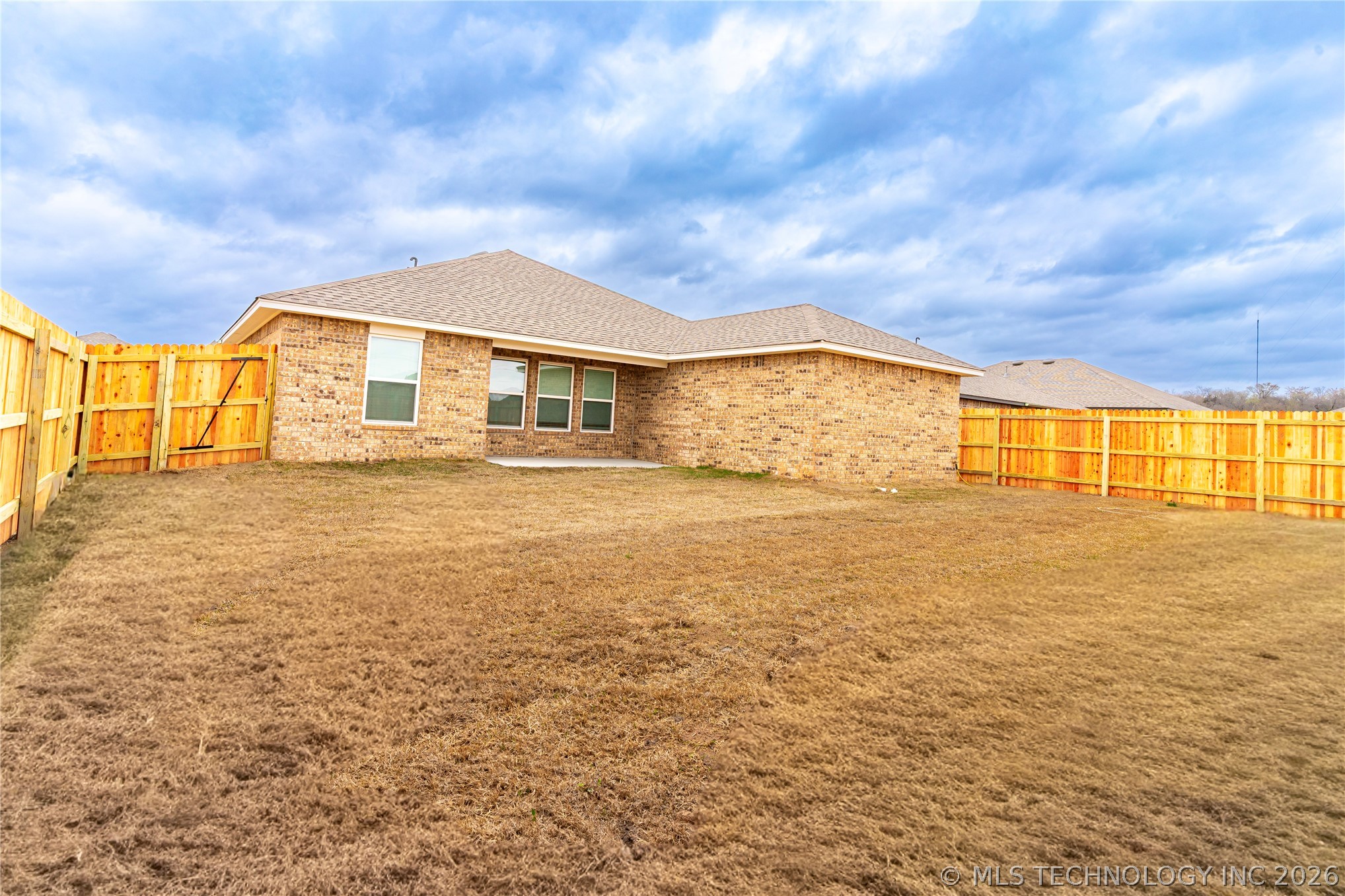 10897 S 271st East Avenue Property Photo 21