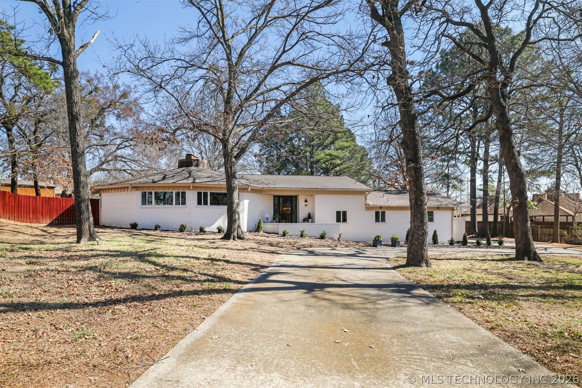 2232 Gershwin Drive Property Photo 2